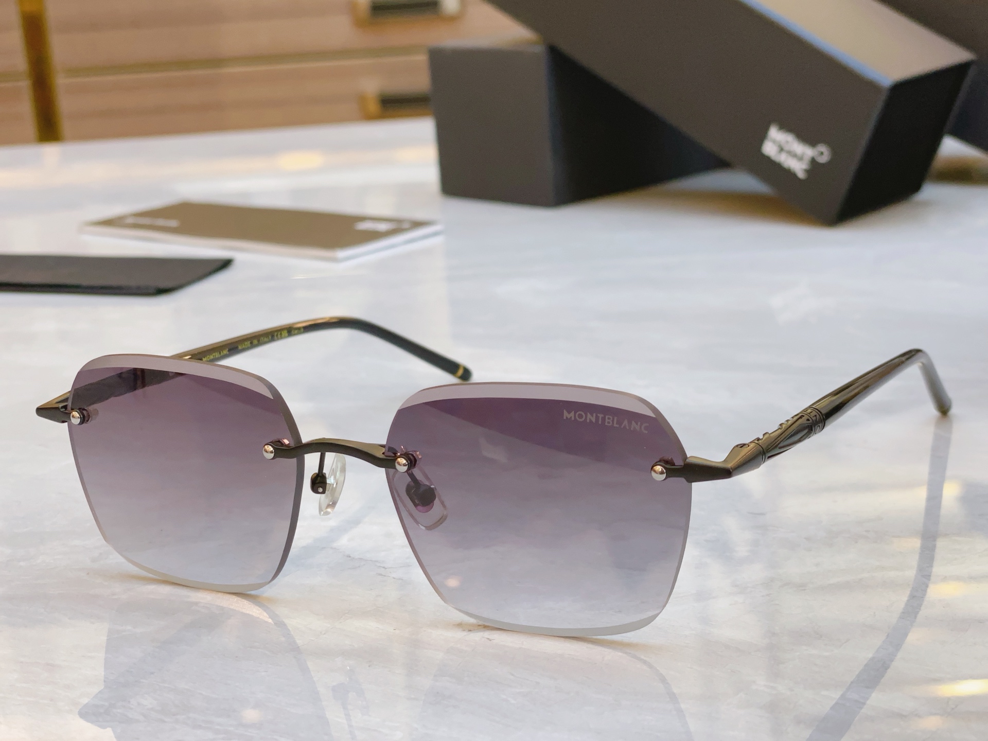 ，【MONT BLAN*】万宝*龙新款太阳镜，MODELMB0705S，SIZE56口18-145