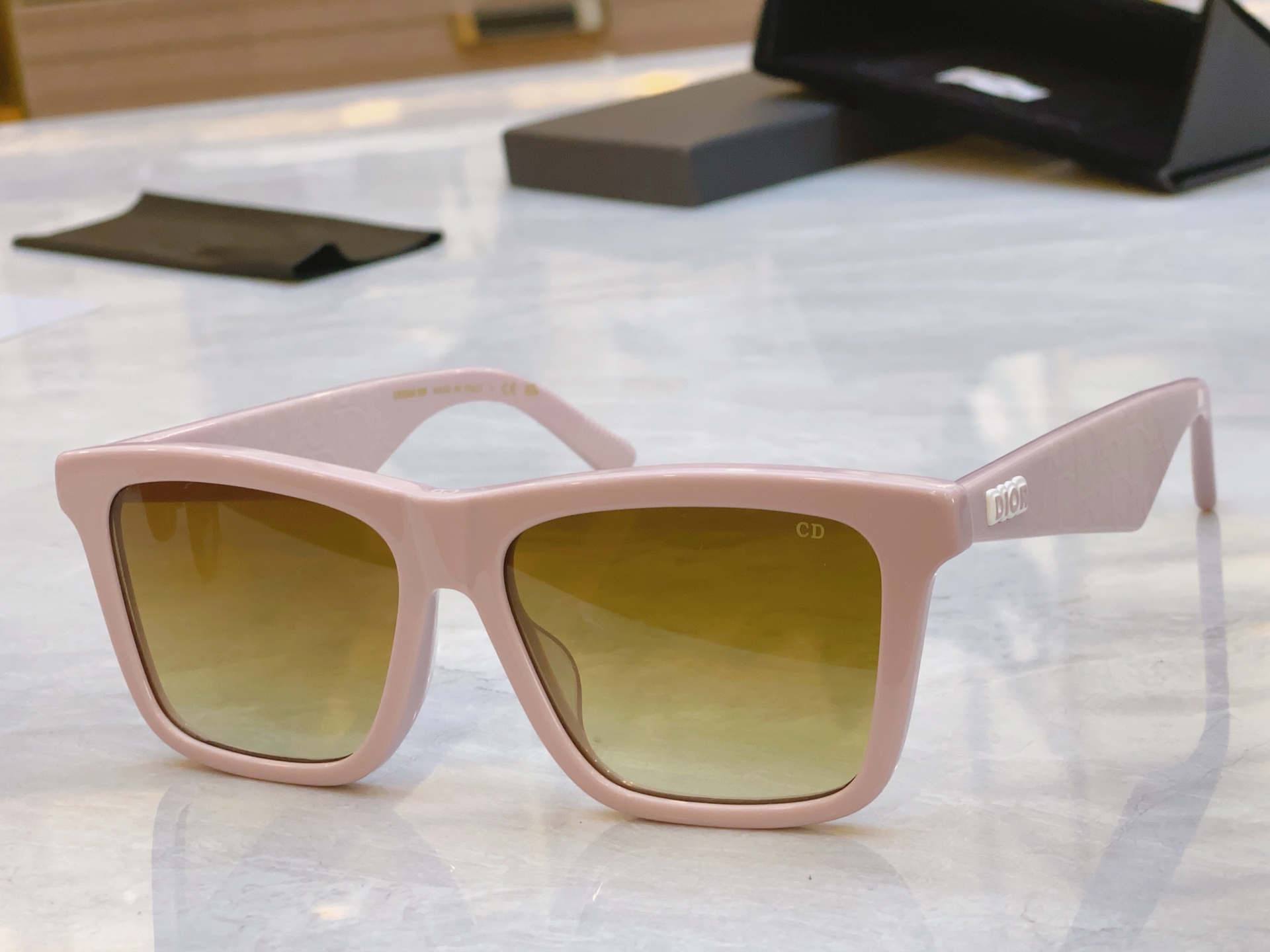，【DIO* 】迪*奥新款太阳镜，MODEL：Dior B27 S11，SIZE：54口16-145