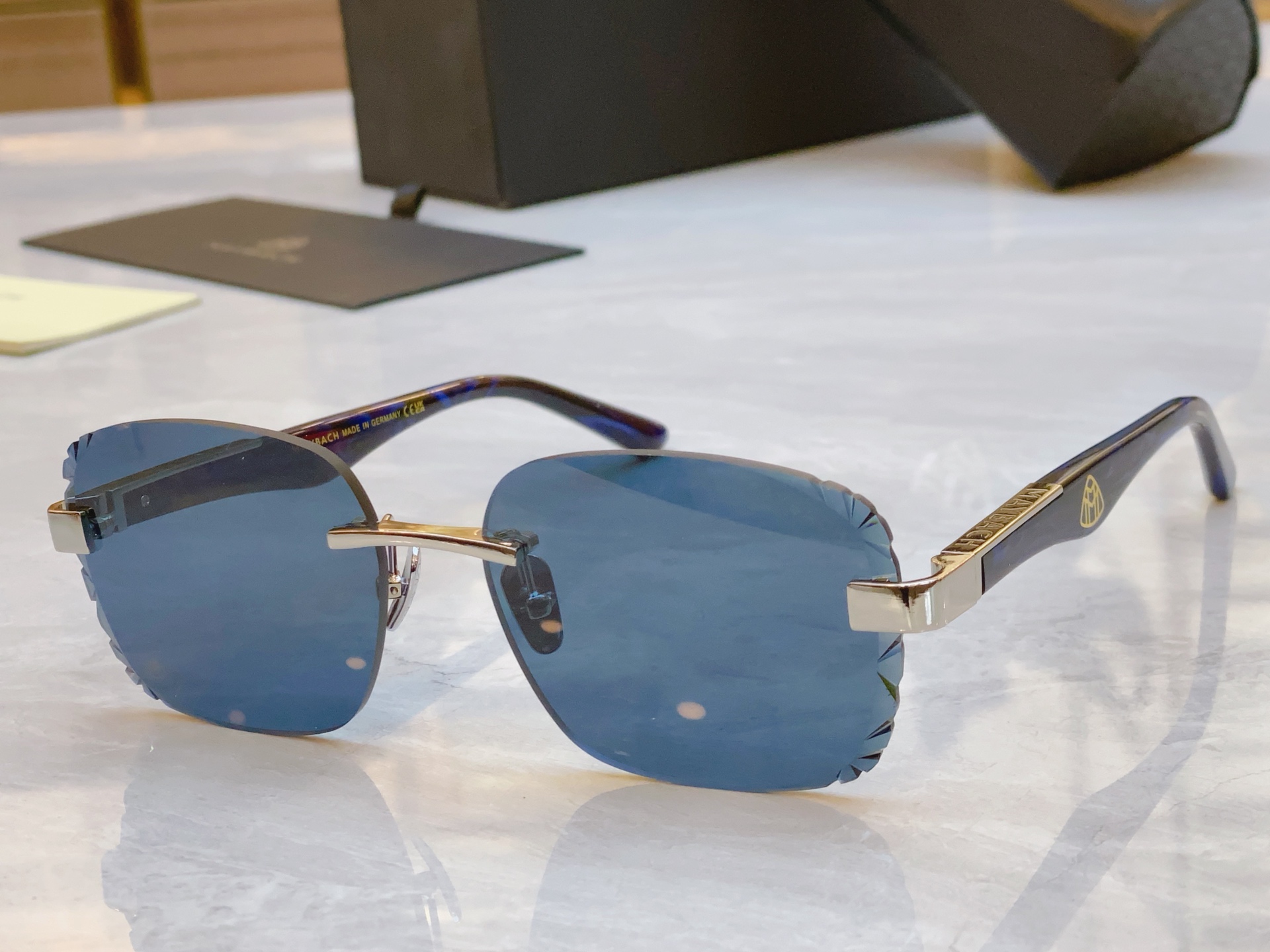 ，【MAYBAC*】迈巴*赫新款太阳镜🕶️🕶️，MODEL SY/Z-MJ- IZ130，SIZE：59