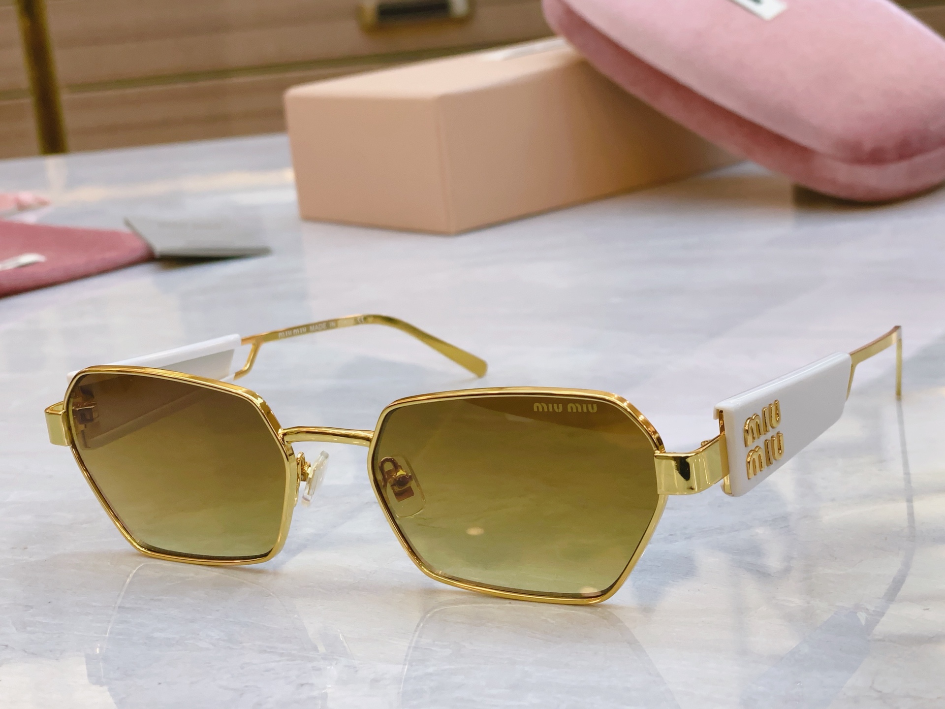 ，【MIU MI*】缪缪新款太阳镜，MODELMU53WX，SIZE：57口19-145