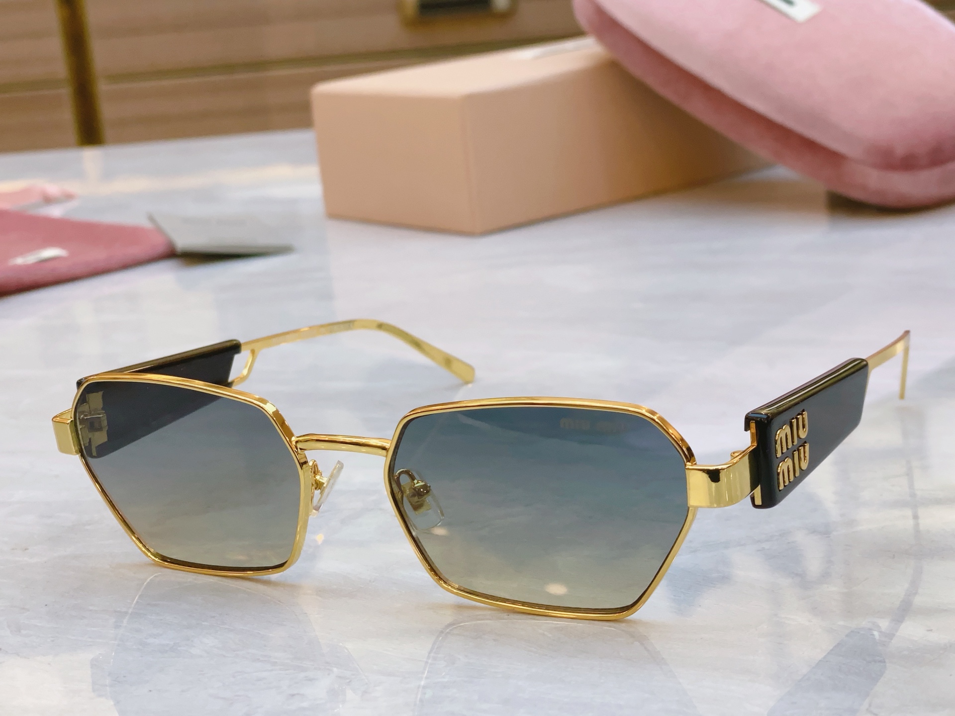 ，【MIU MI*】缪缪新款太阳镜，MODELMU53WX，SIZE：57口19-145