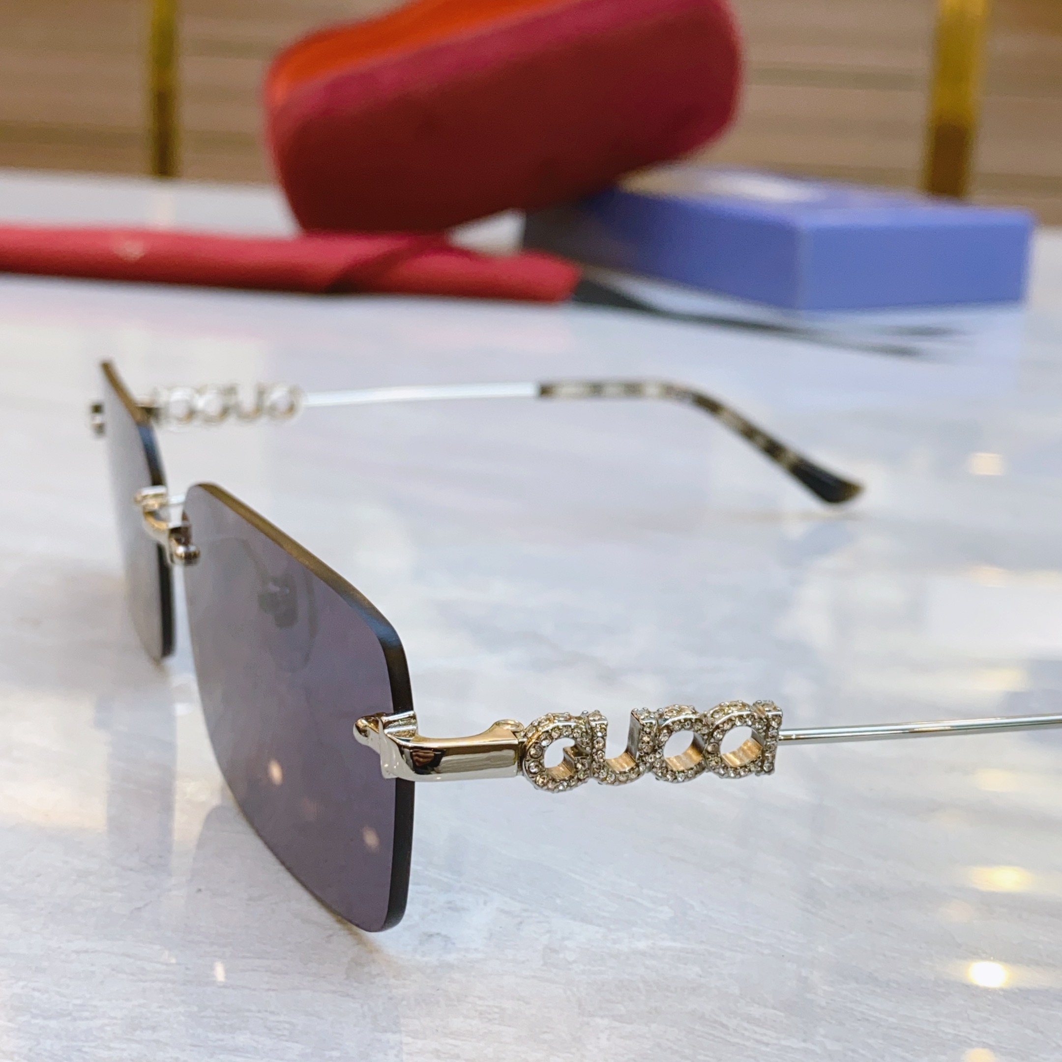 ，【GUCC*】古*驰新款太阳镜，MODEL：GG1808S，SIZE：63口18-140