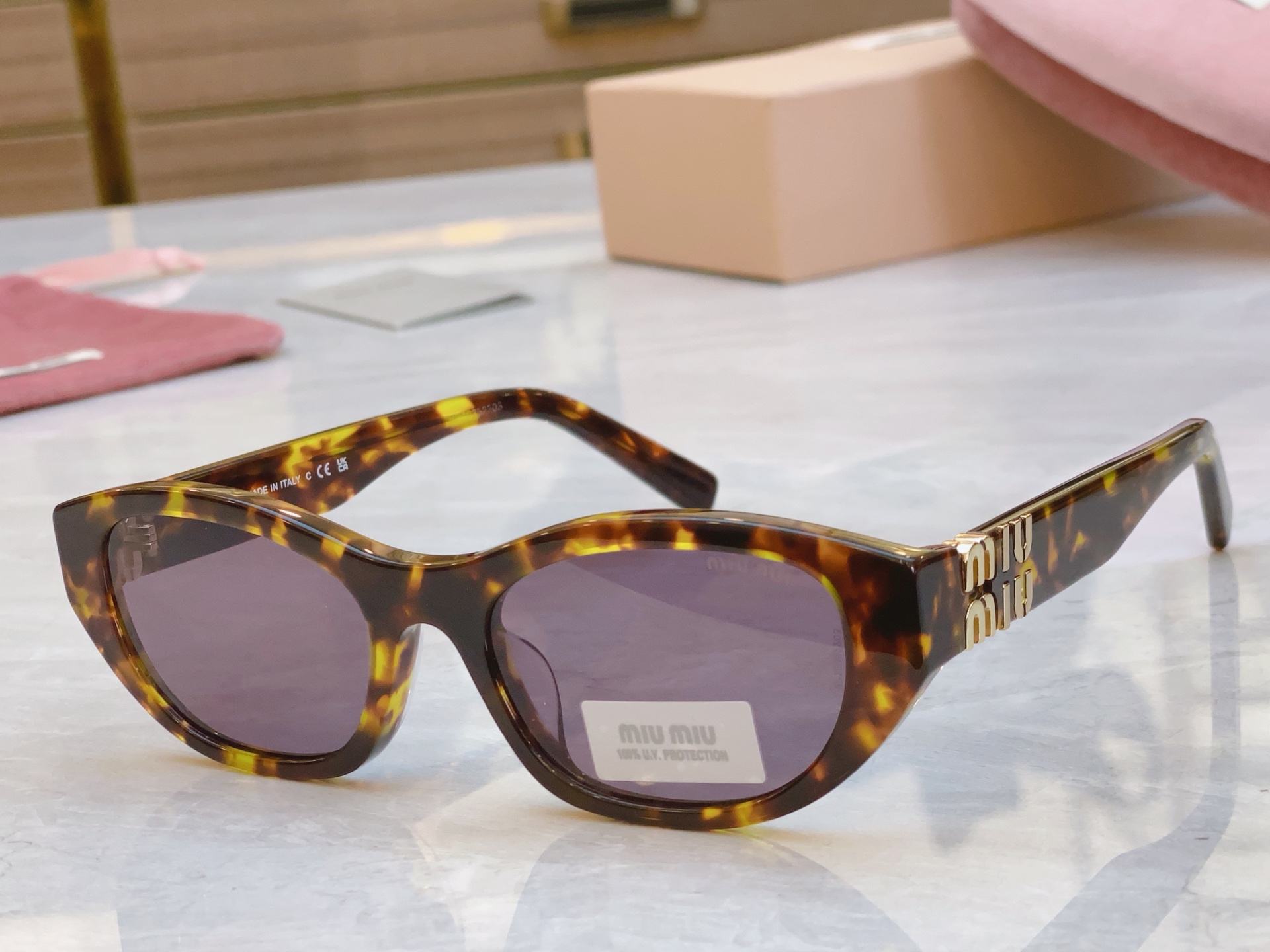 ，【MIU MI*】缪缪新款太阳镜，MODELSMU A03S，SIZE：53口19-140