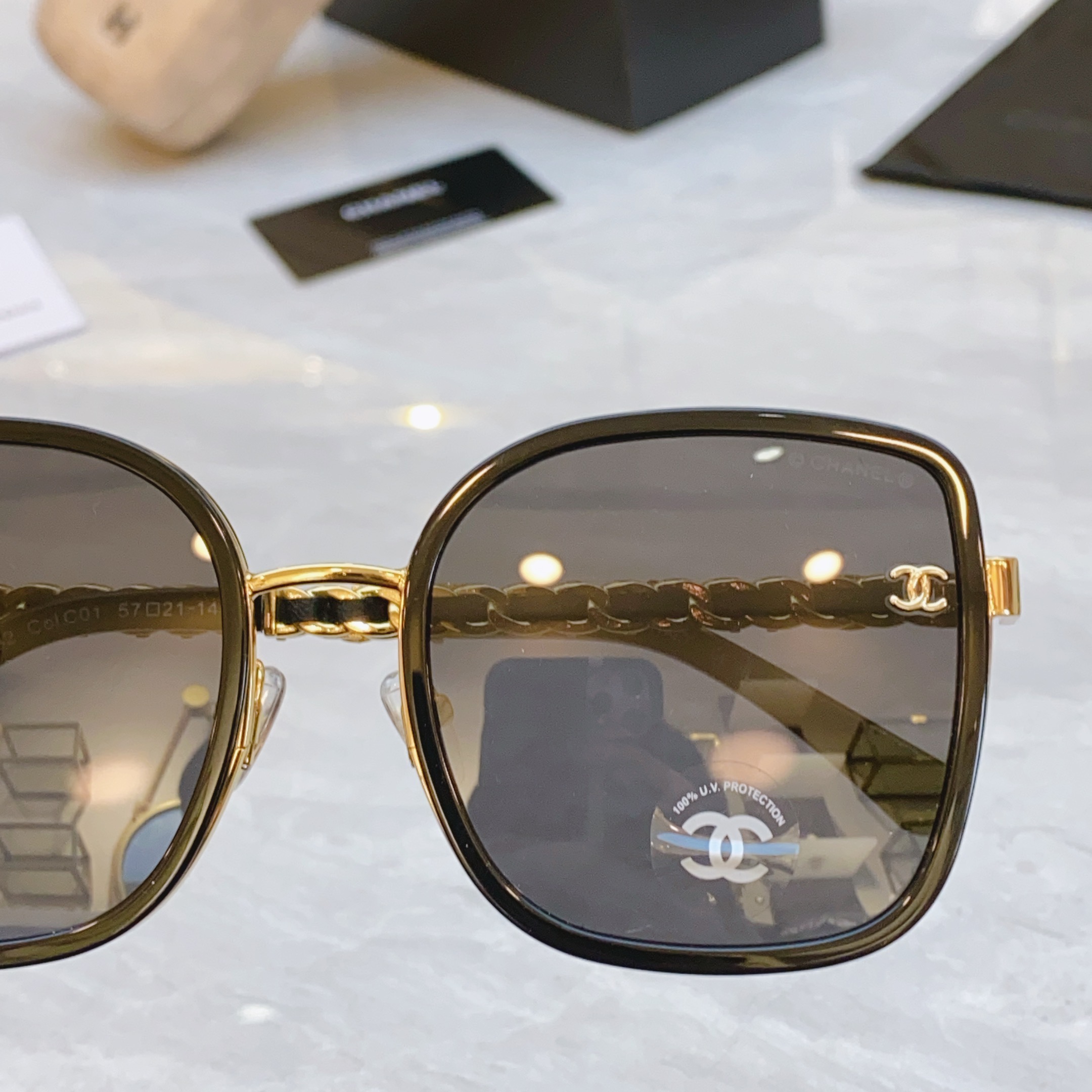 ，【CHANE*】香奈儿新款太阳镜🕶️🕶️，MODEL：CH5422B，SIZE：57口21-145