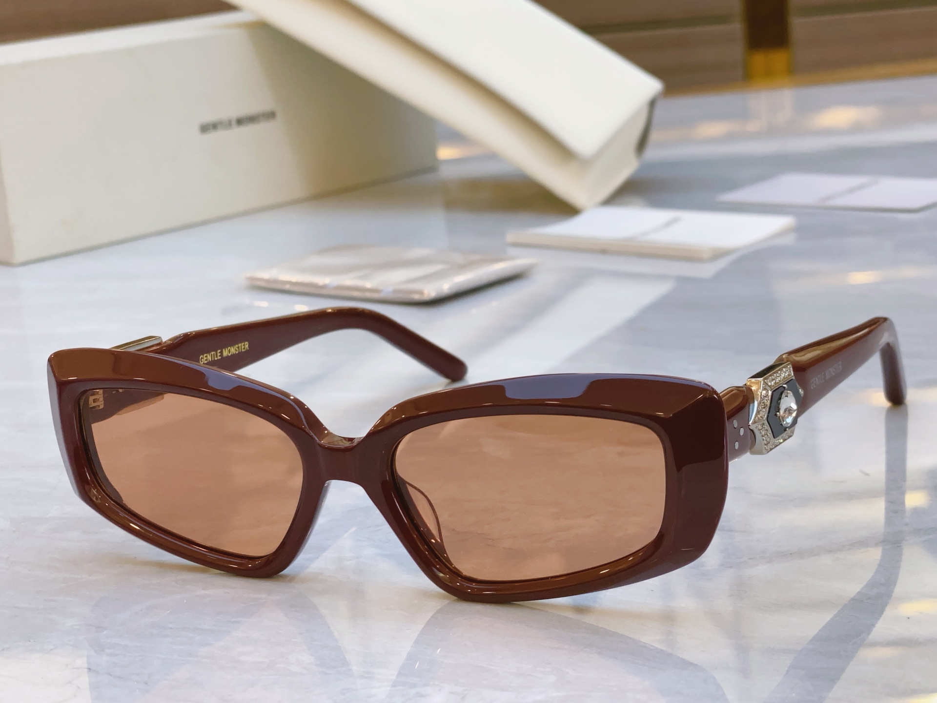 NO:252708,Glasses sunglasses [GENTLE MONST*] GM new sunglasses, MODELDEMOND, size56-18-, glasses19860909眼镜墨镜太阳镜【GENTLE MONST*】GM新款太阳镜,MODELDEMOND ,size56口18-,眼镜,glasses