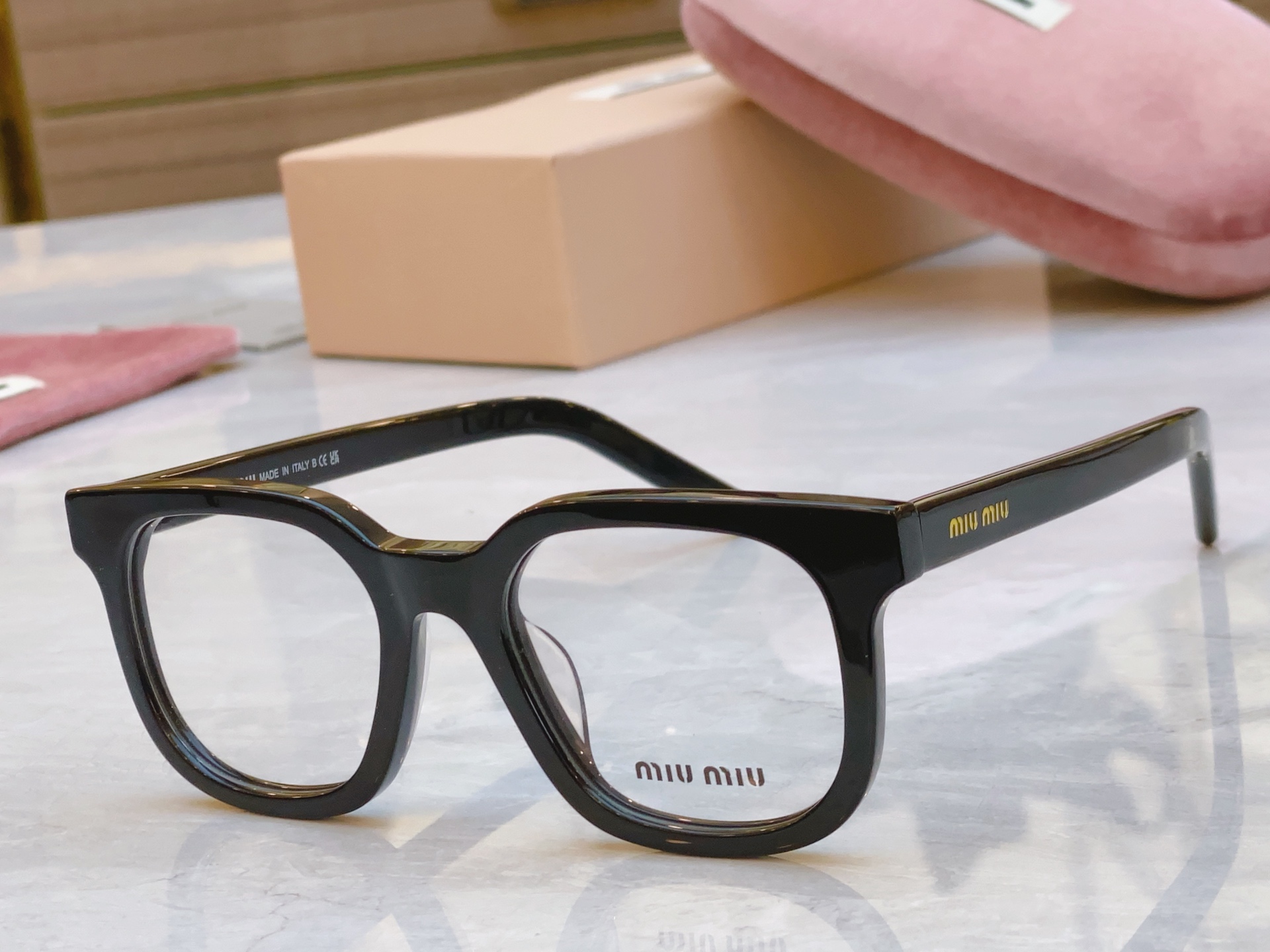，【MIUMI*】缪*缪新款眼镜架，ModVMU 06XV，SIZE51-21-145