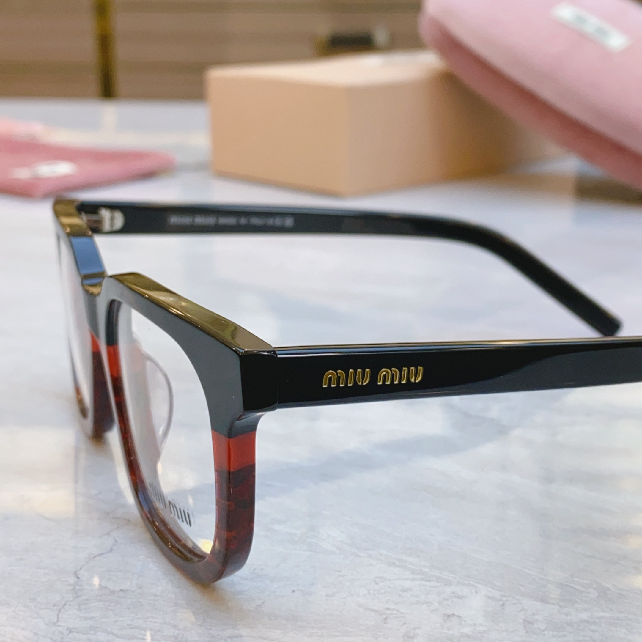 ，【MIUMI*】缪*缪新款眼镜架，ModVMU 06XV，SIZE51-21-145