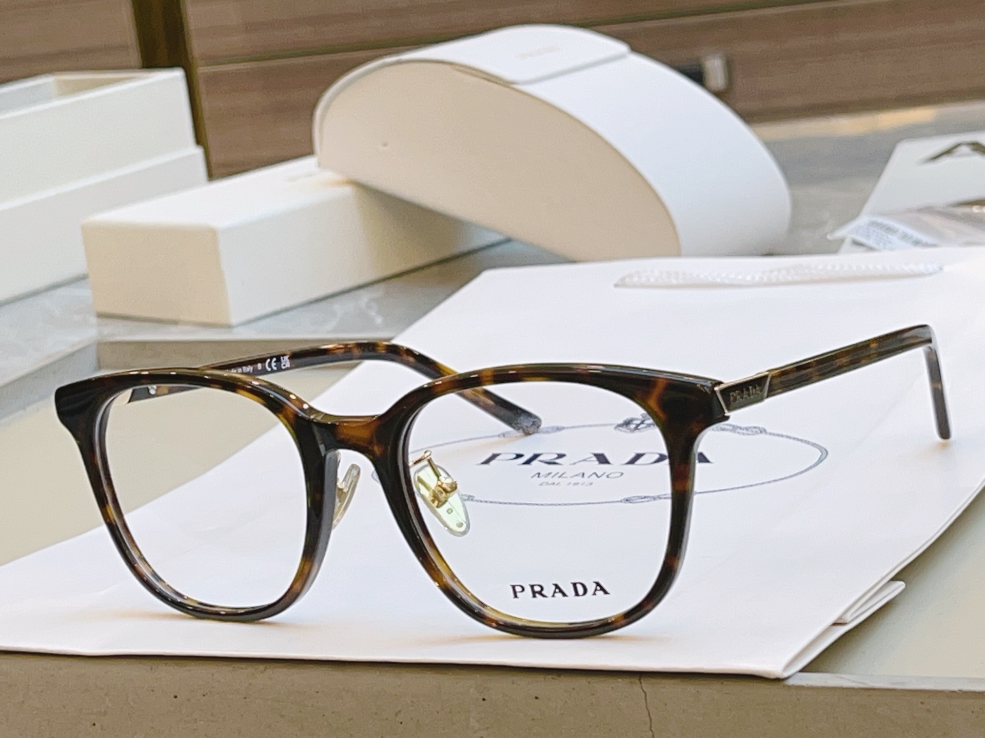 ，【PRAD*】普拉*达新款光学架，MODEL：VPR 14Z，SIZE：53口20-145