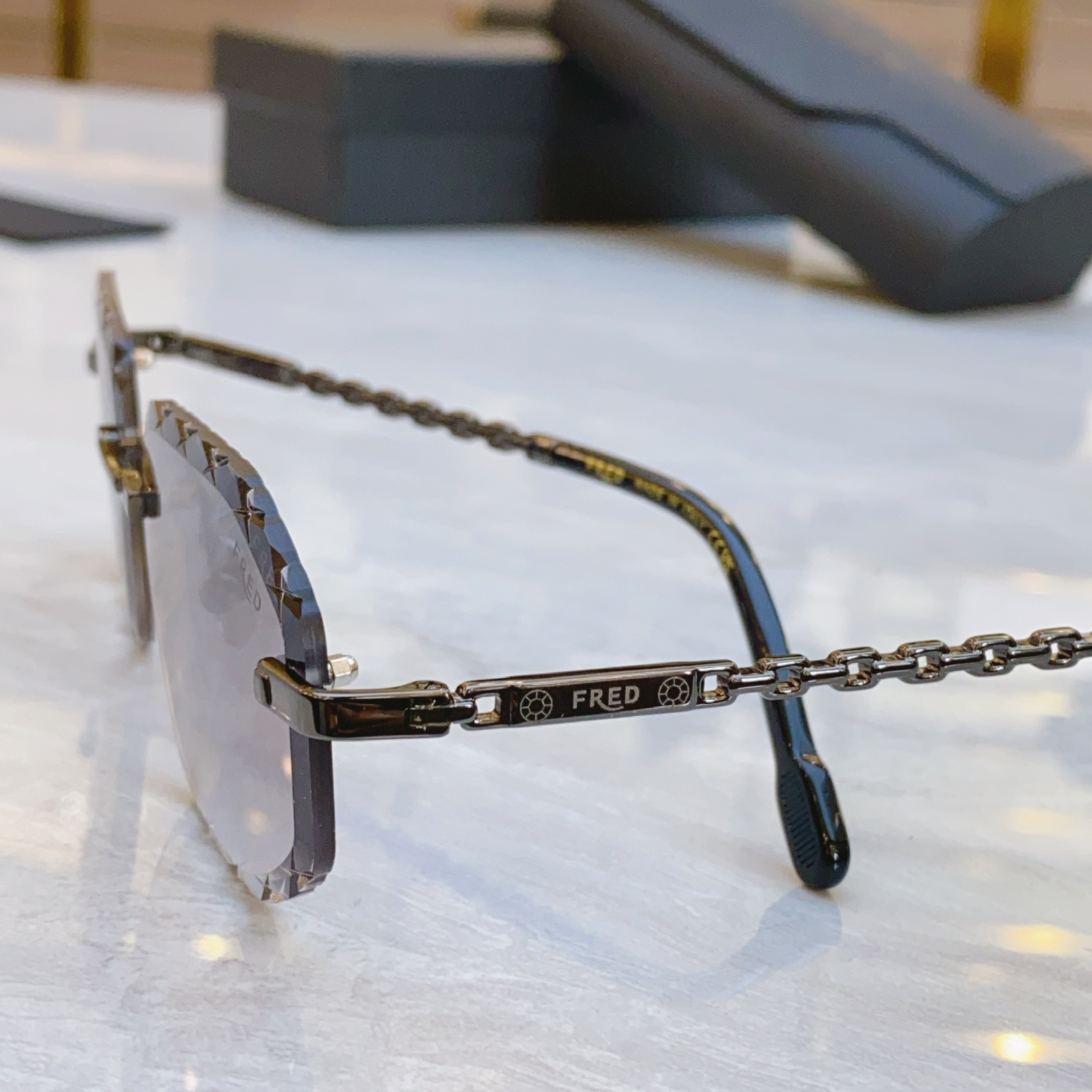 ，【FRE*】新款太阳镜，MODEL：FG50144U，SIZE：58口17-145