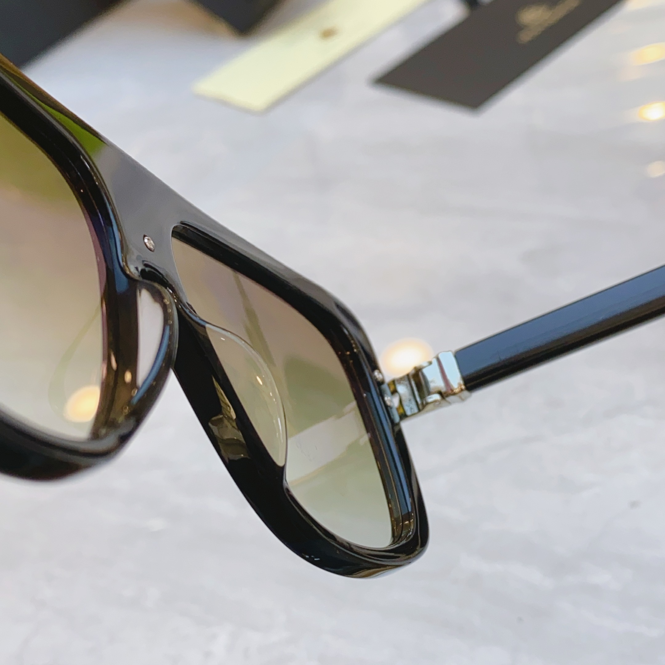 ，【MAYBAC*】迈巴*赫新款太阳镜🕶️🕶️，MODEL SH/V/ Q-NQ/T-Z105，SIZE