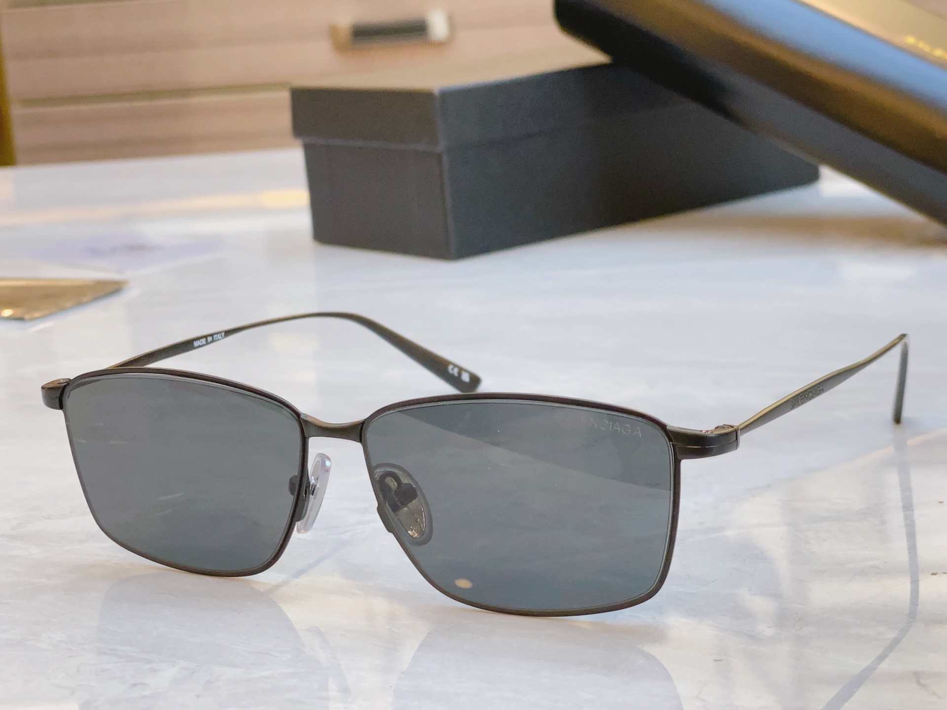 ，【BALENCIAG*】巴黎*世家新款太阳镜，MODEL：BB0415S，SIZE：54口14-145