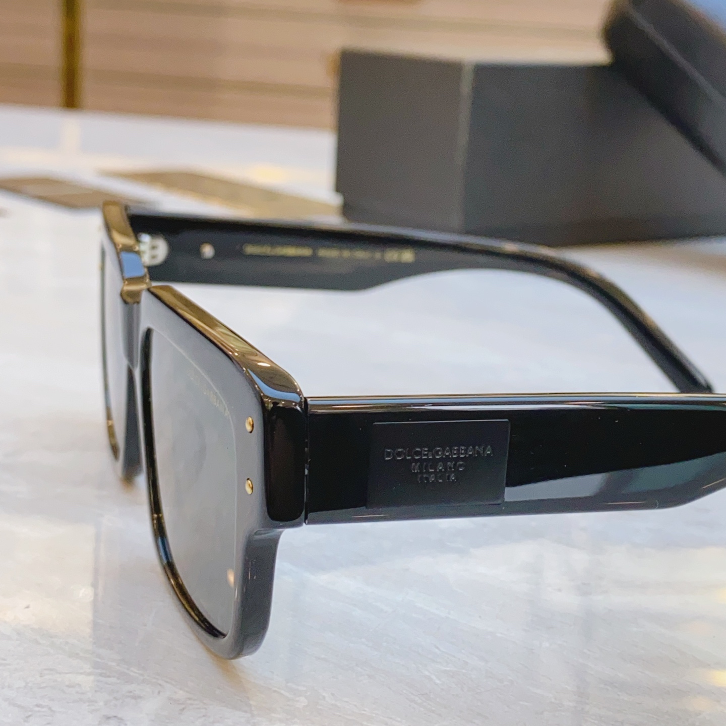 ，【DOLCE & GABBAN*】D*G新款太阳镜，MODEL：DG6682，SIZE：54口20-1