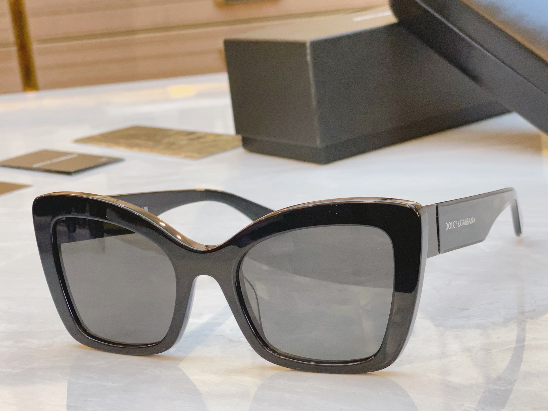 ，【DOLCE & GABBAN*】D*G新款太阳镜，MODEL：DG6170，SIZE：53口23-1