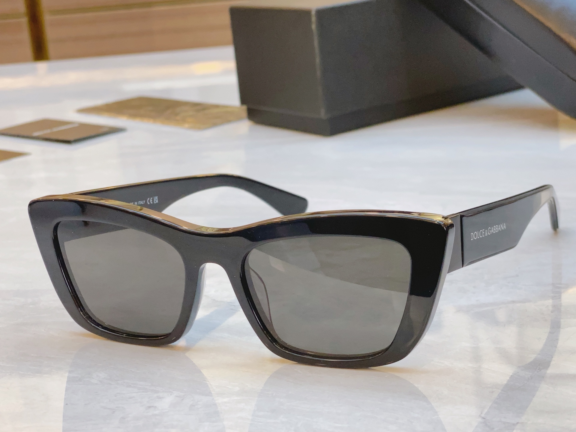 ，【DOLCE & GABBAN*】D*G新款太阳镜，MODEL：DG6171，SIZE：53口20-1