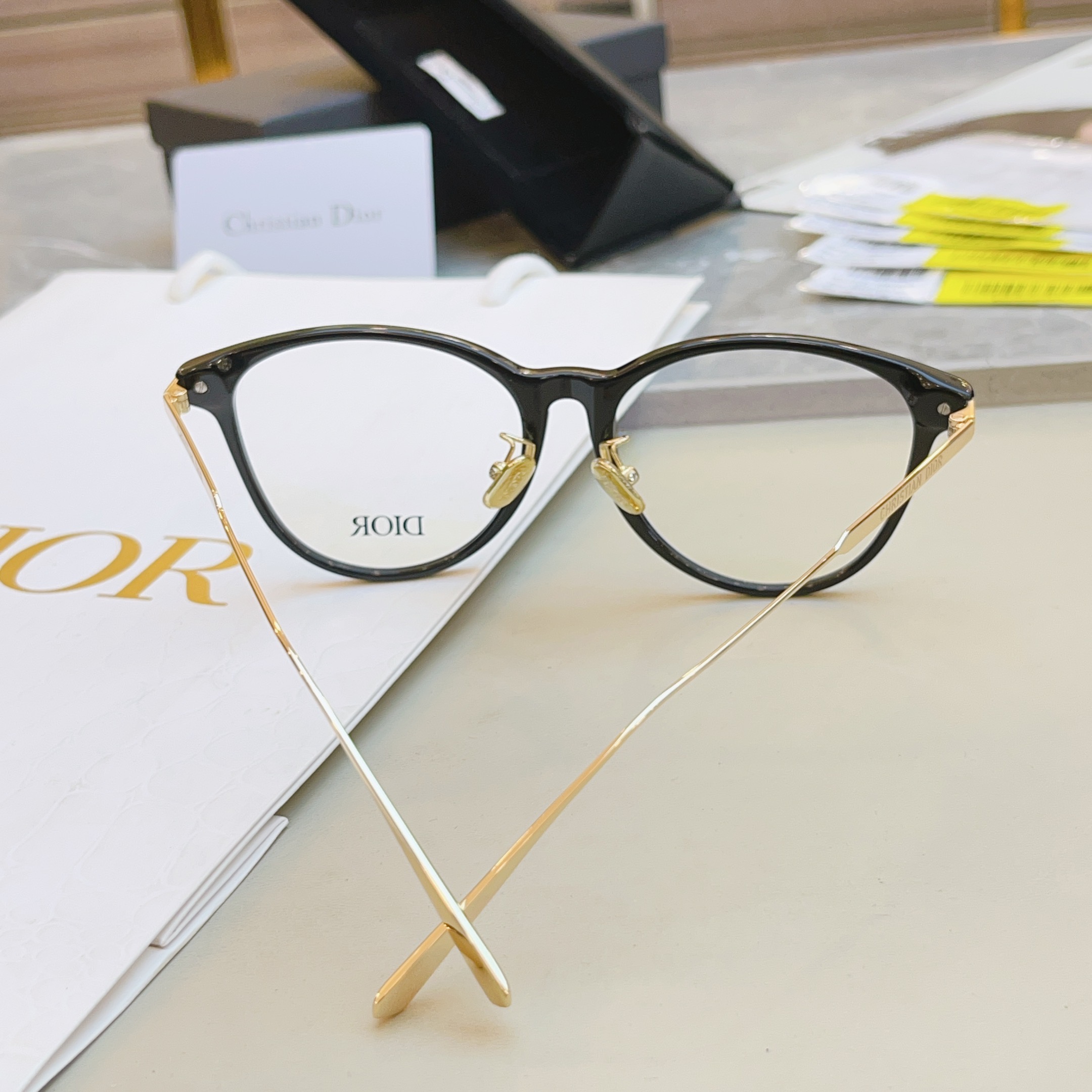 ，【Dio*】迪*奥新款光学架，
Mod：mini CD O A5L，Size：53-16-145