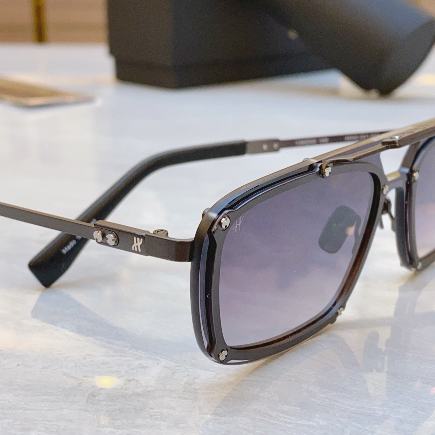 ，【HUBLO*】新款太阳镜。MODELH040.021.009，SIZE：139口00-145