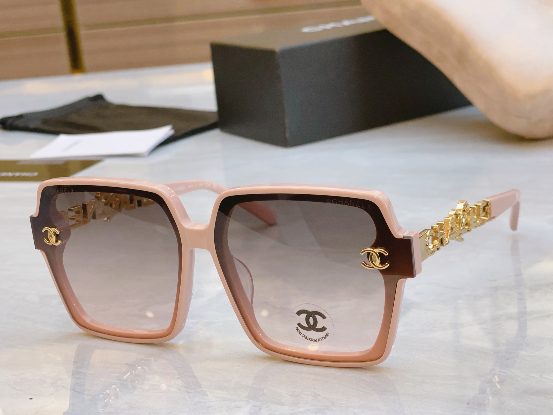 ，【CHANE*】香奈儿新款太阳镜🕶️🕶️，MODEL：CH74578，SIZE：54口18-145