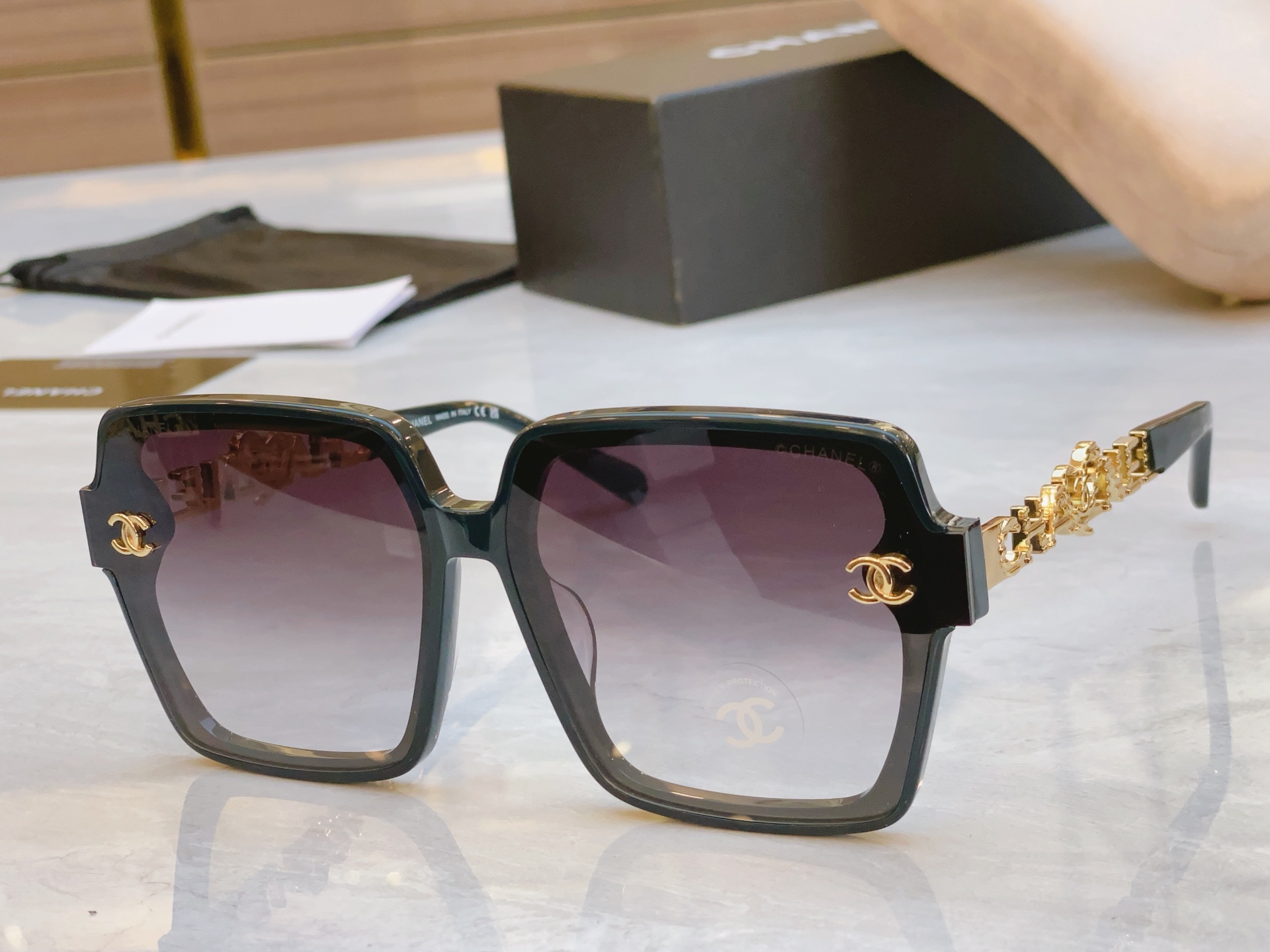 ，【CHANE*】香奈儿新款太阳镜🕶️🕶️，MODEL：CH74578，SIZE：54口18-145