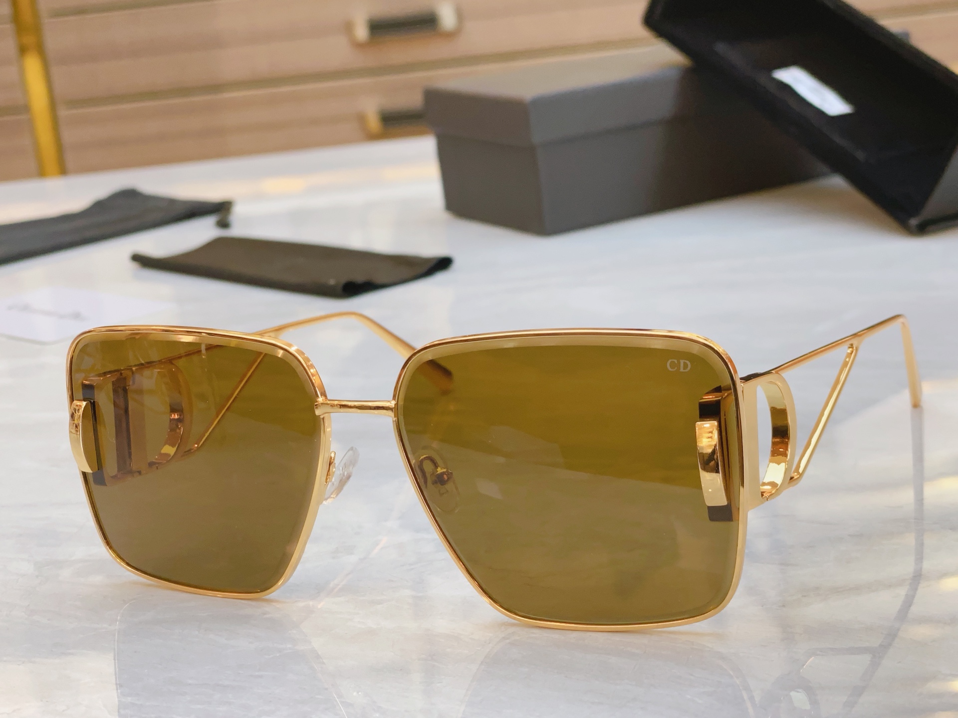 NO:254196,,【DIO*】Di*Ao new sunglasses, MODELDSGTA42UCR, SIZE64-hole 16-140 glasses sunglasses, glasses, dior19860909,【DIO*】迪*奥新款太阳镜, MODELDSGTA42UCR,SIZE64口16-140眼镜墨镜太阳镜,眼镜,dior,glasses