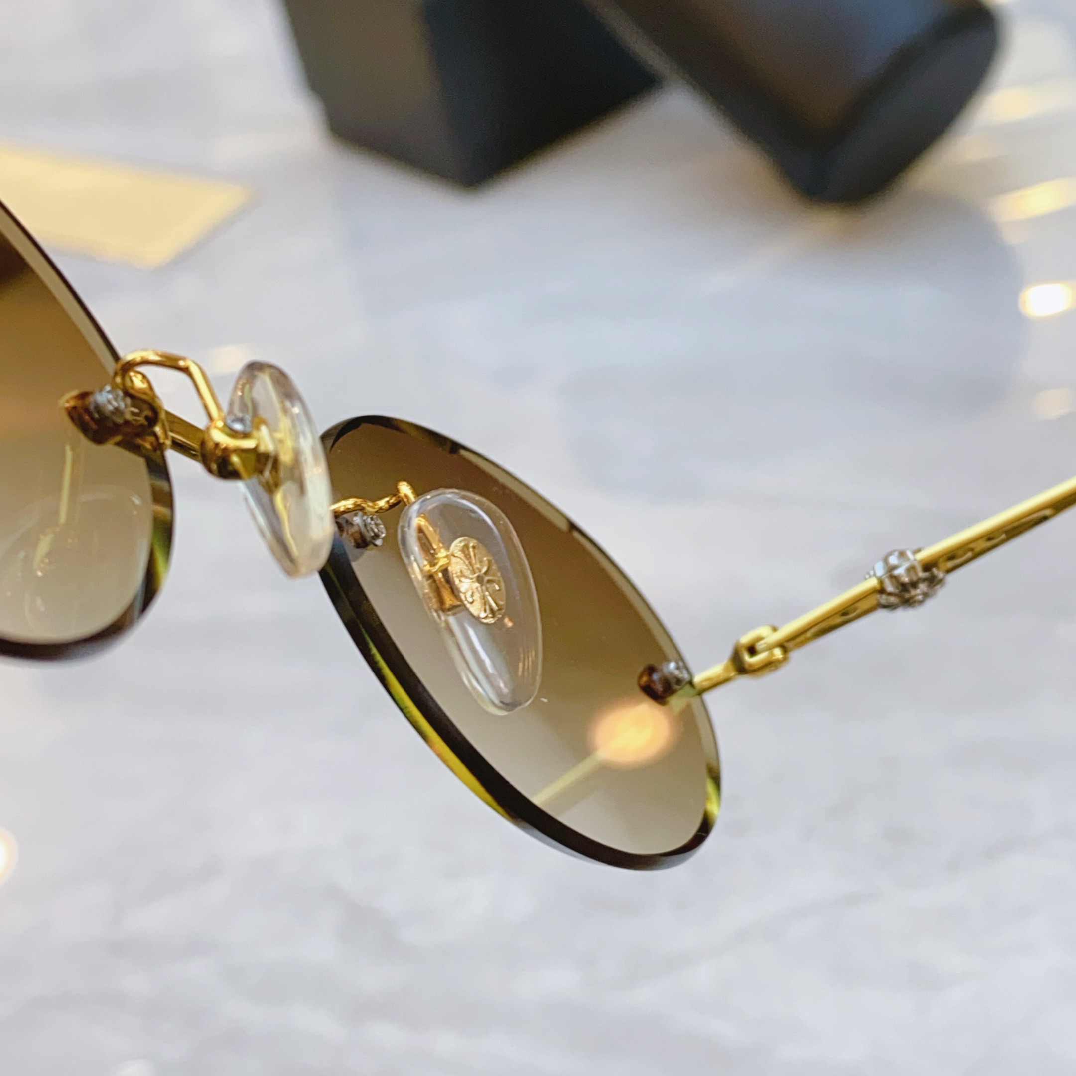 ，【CHROME HEART*】克罗*心新款太阳镜，MODEL：9108，SIZE：55口21-142