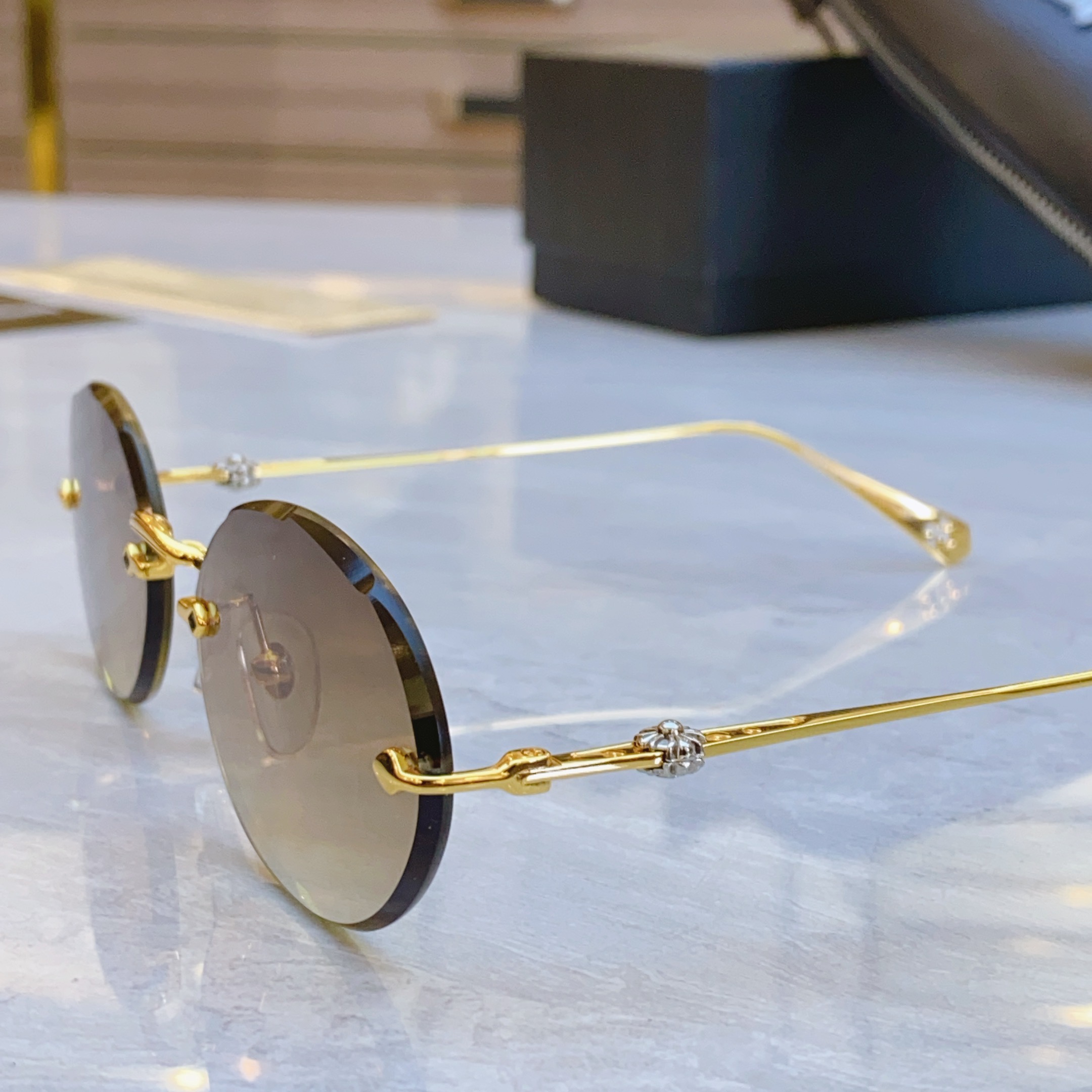 ，【CHROME HEART*】克罗*心新款太阳镜，MODEL：9108，SIZE：55口21-142