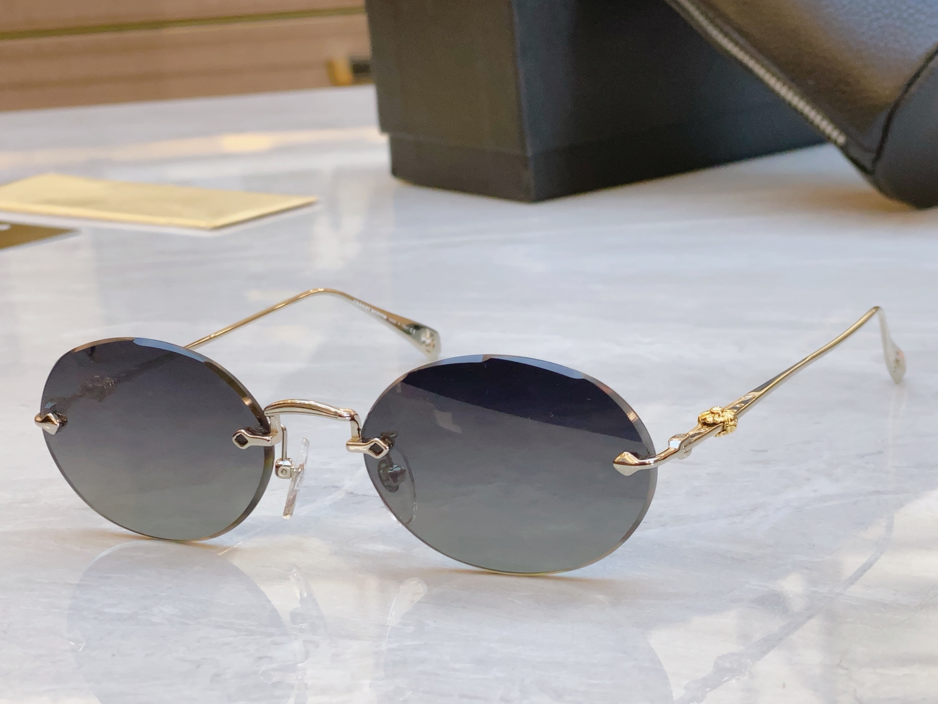 ，【CHROME HEART*】克罗*心新款太阳镜，MODEL：9108，SIZE：55口21-142