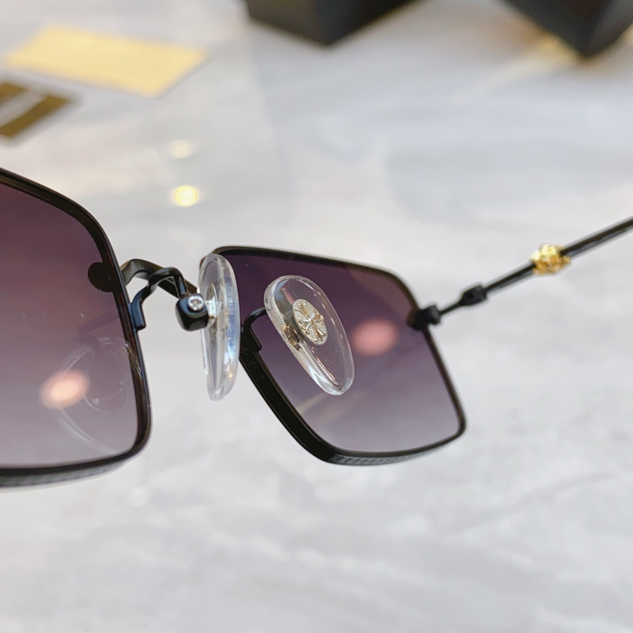 ，【CHROME HEART*】克罗*心新款太阳镜，MODEL：9820，SIZE：53口21-145