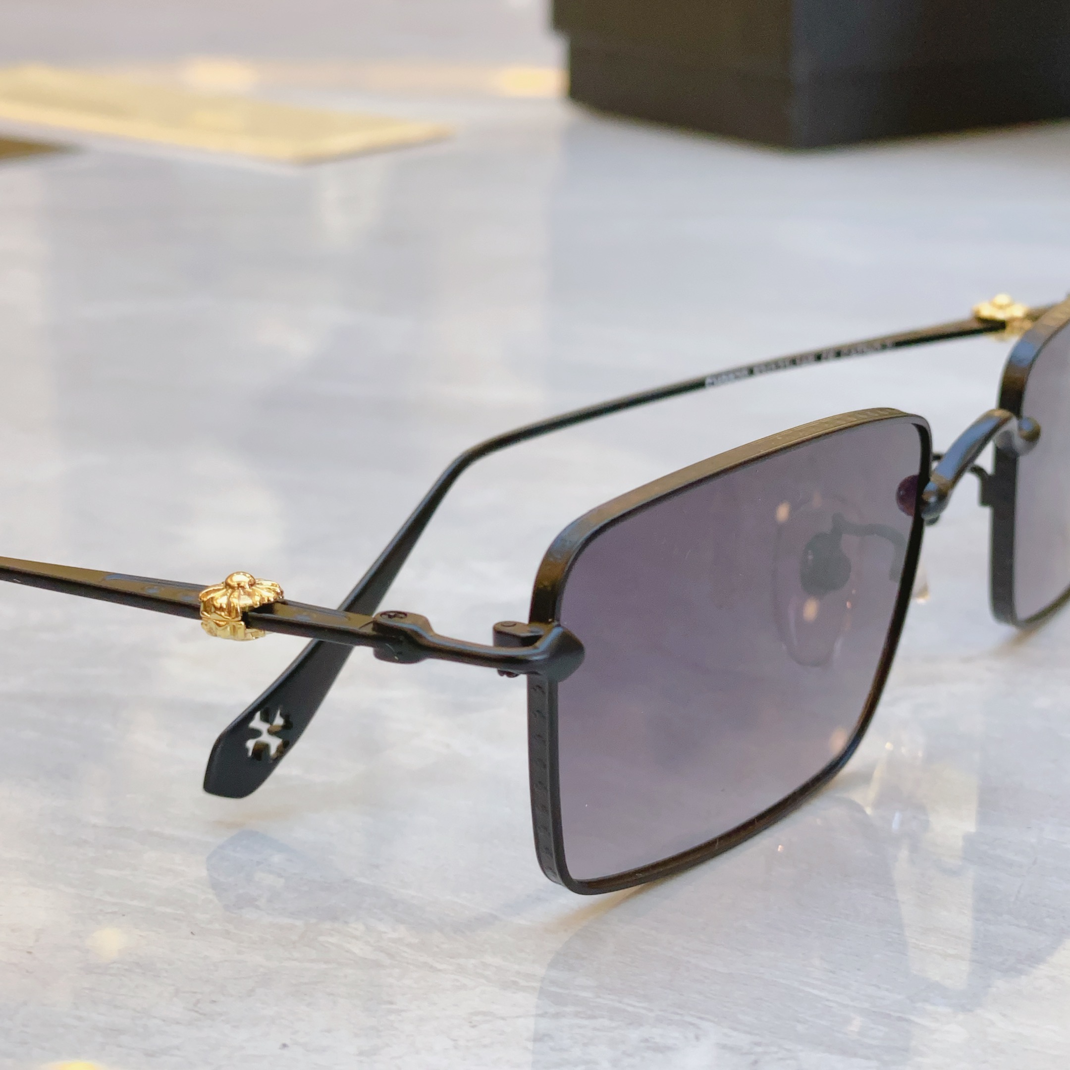 ，【CHROME HEART*】克罗*心新款太阳镜，MODEL：9820，SIZE：53口21-145