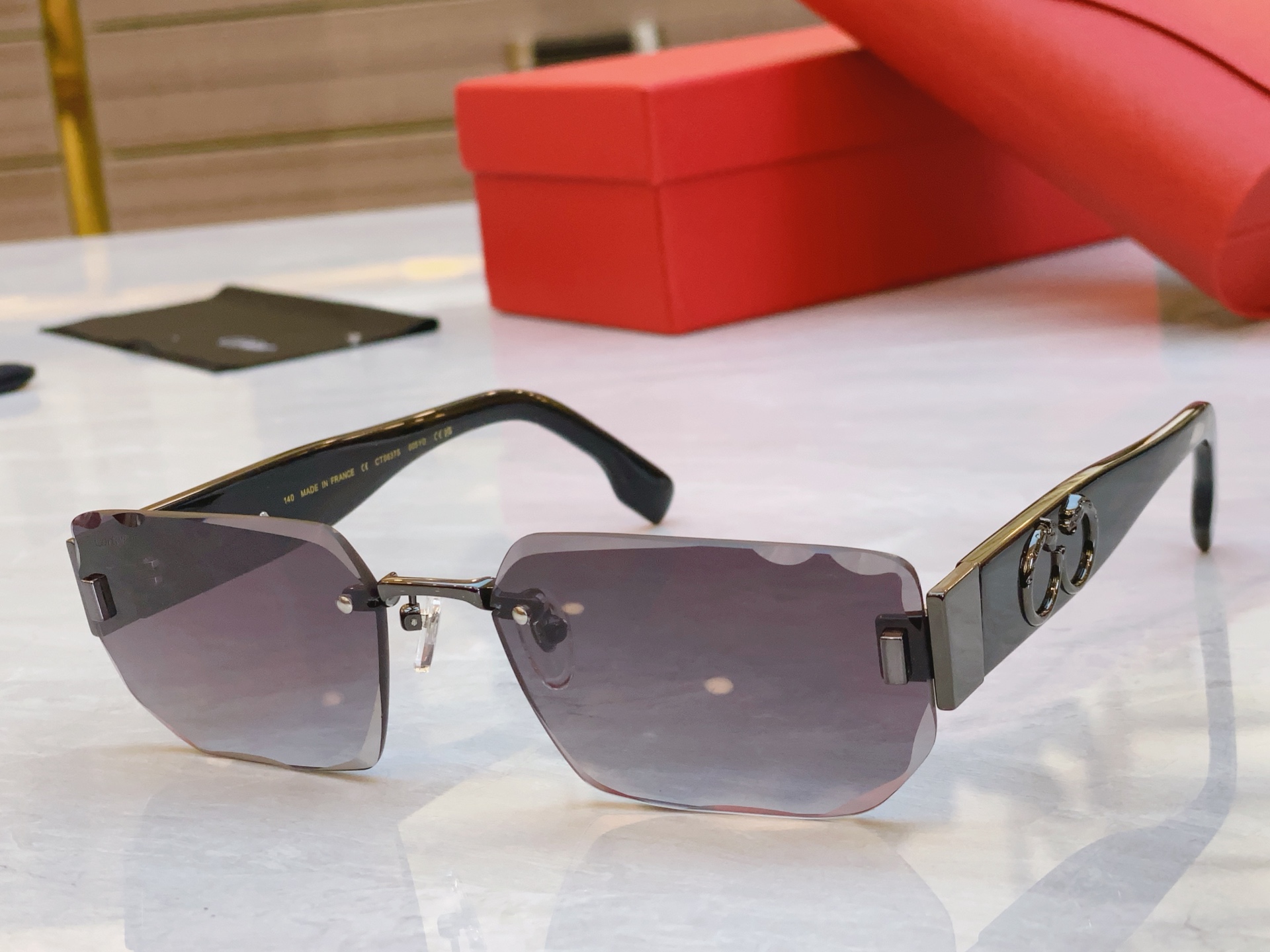 ，【CARTIE*】卡地*亚新款太阳镜，CT0637S，size 55口19-140