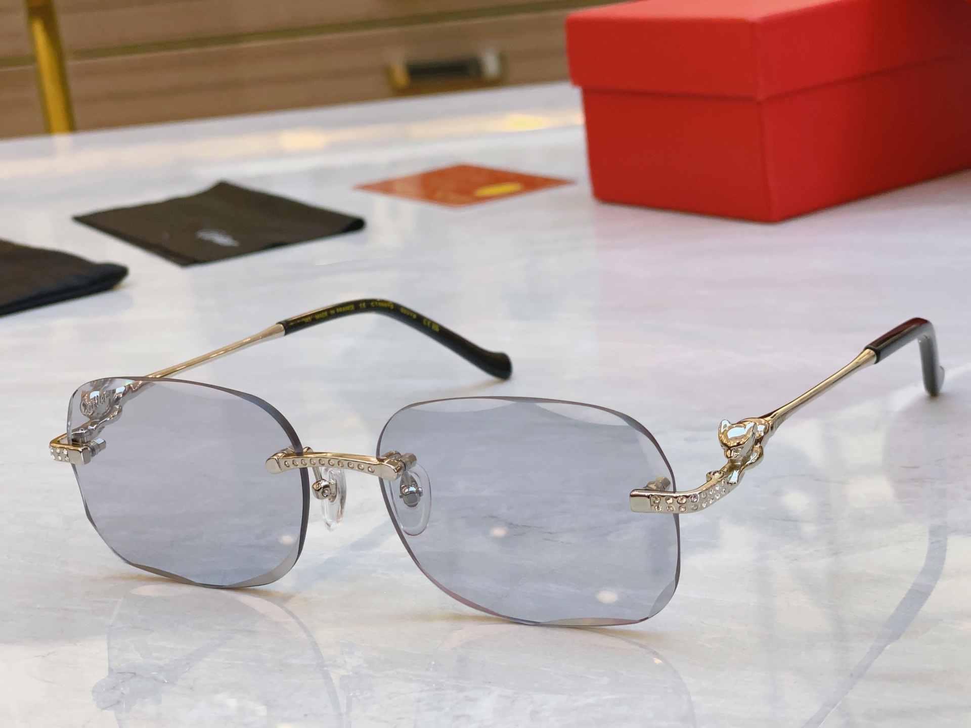 ，【CARTIE*】卡地*亚新款太阳镜，CT0687S，size 55口19-145