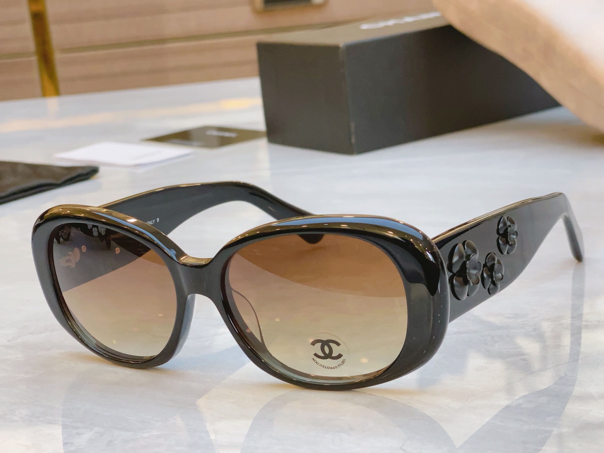 ，【CHANE*】香奈儿新款太阳镜🕶️🕶️，MODEL：CH5113，SIZE：56口16-130