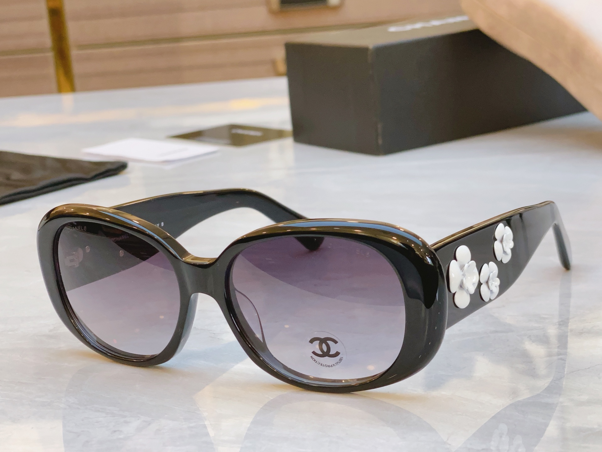 ，【CHANE*】香奈儿新款太阳镜🕶️🕶️，MODEL：CH5113，SIZE：56口16-130
