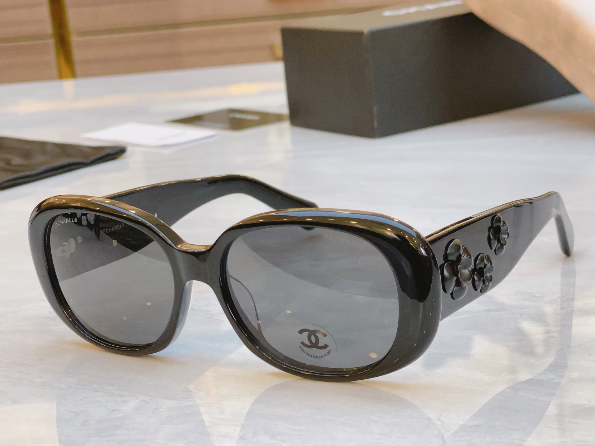 ，【CHANE*】香奈儿新款太阳镜🕶️🕶️，MODEL：CH5113，SIZE：56口16-130