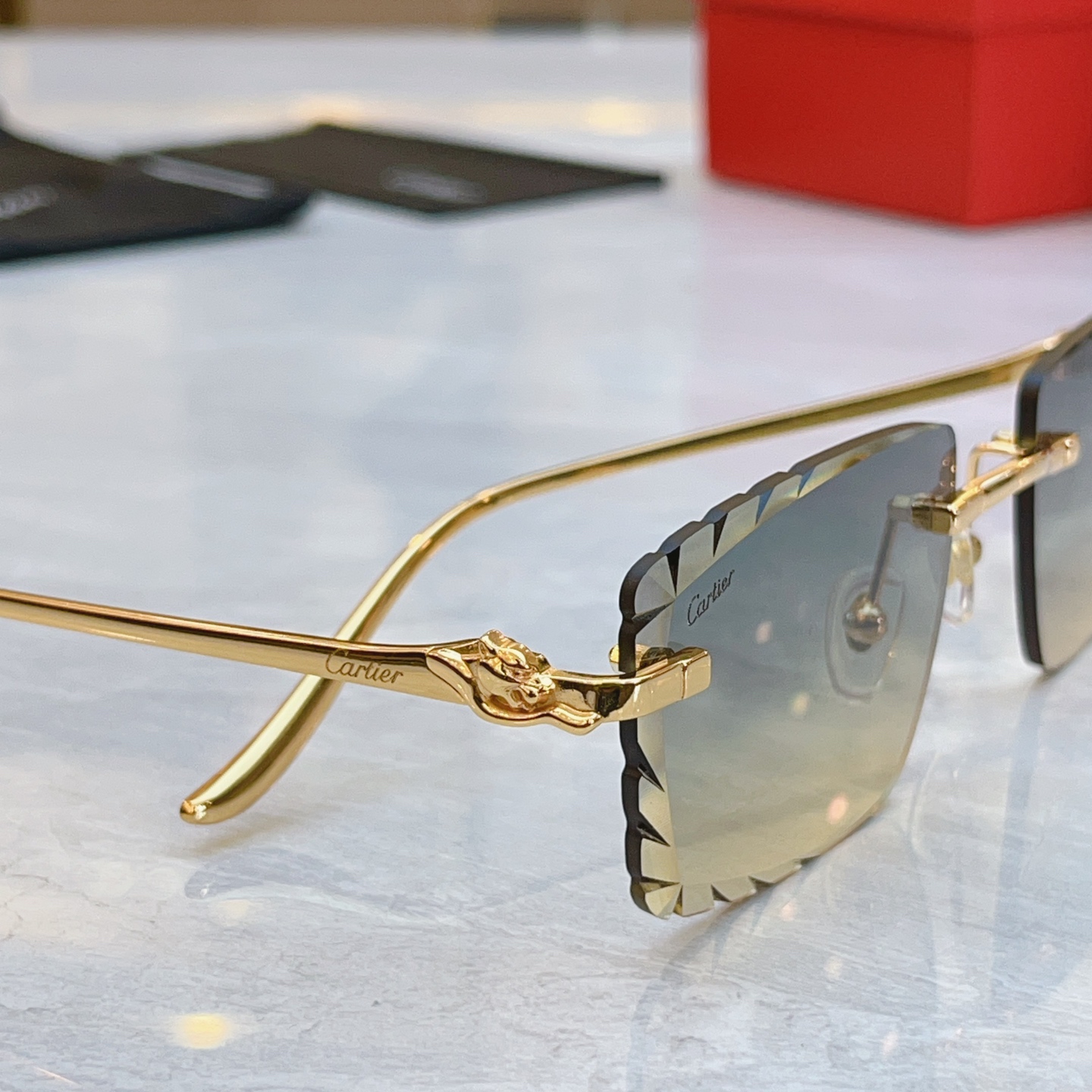 ，【CARTIE*】卡地*亚新款太阳镜，CT0682S，size 56口18-137