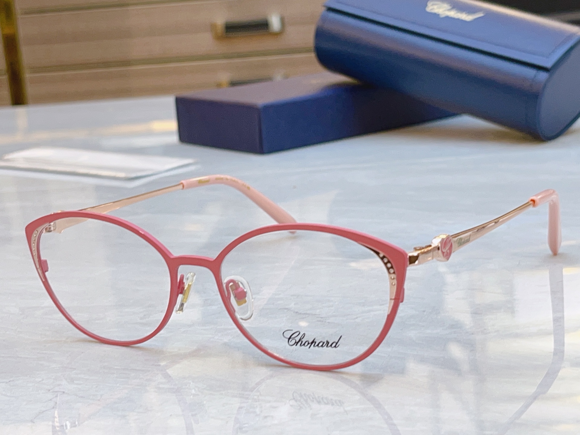 ，【ChoPar*】肖*邦新款太阳镜，MODEL：VCHF69Z，SIZE：55口17-140
