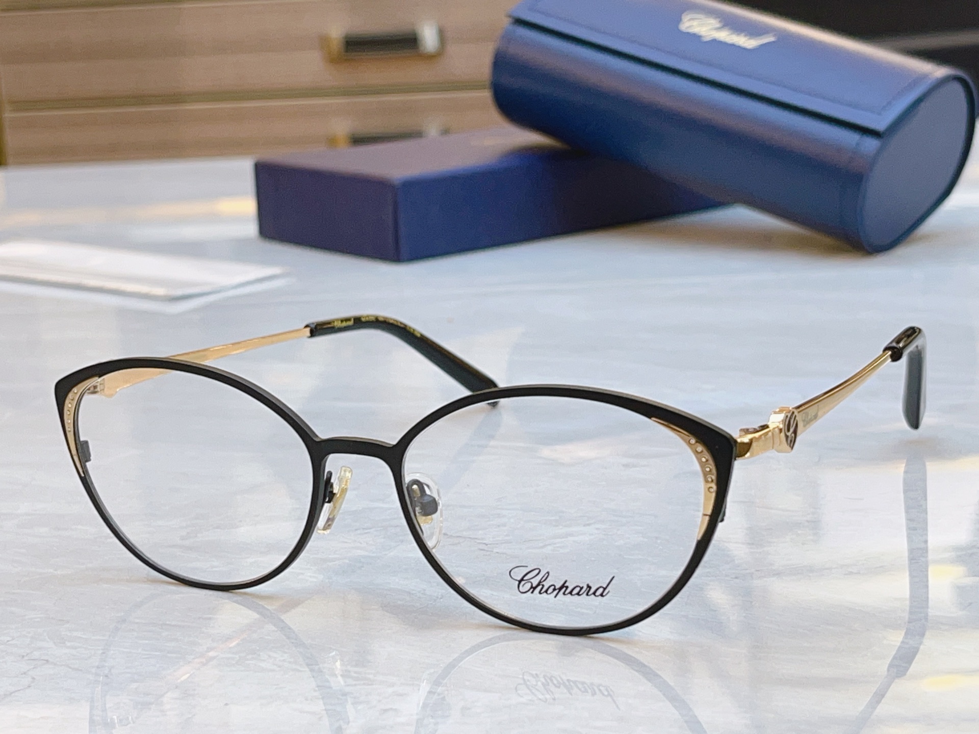 ，【ChoPar*】肖*邦新款太阳镜，MODEL：VCHF69Z，SIZE：55口17-140