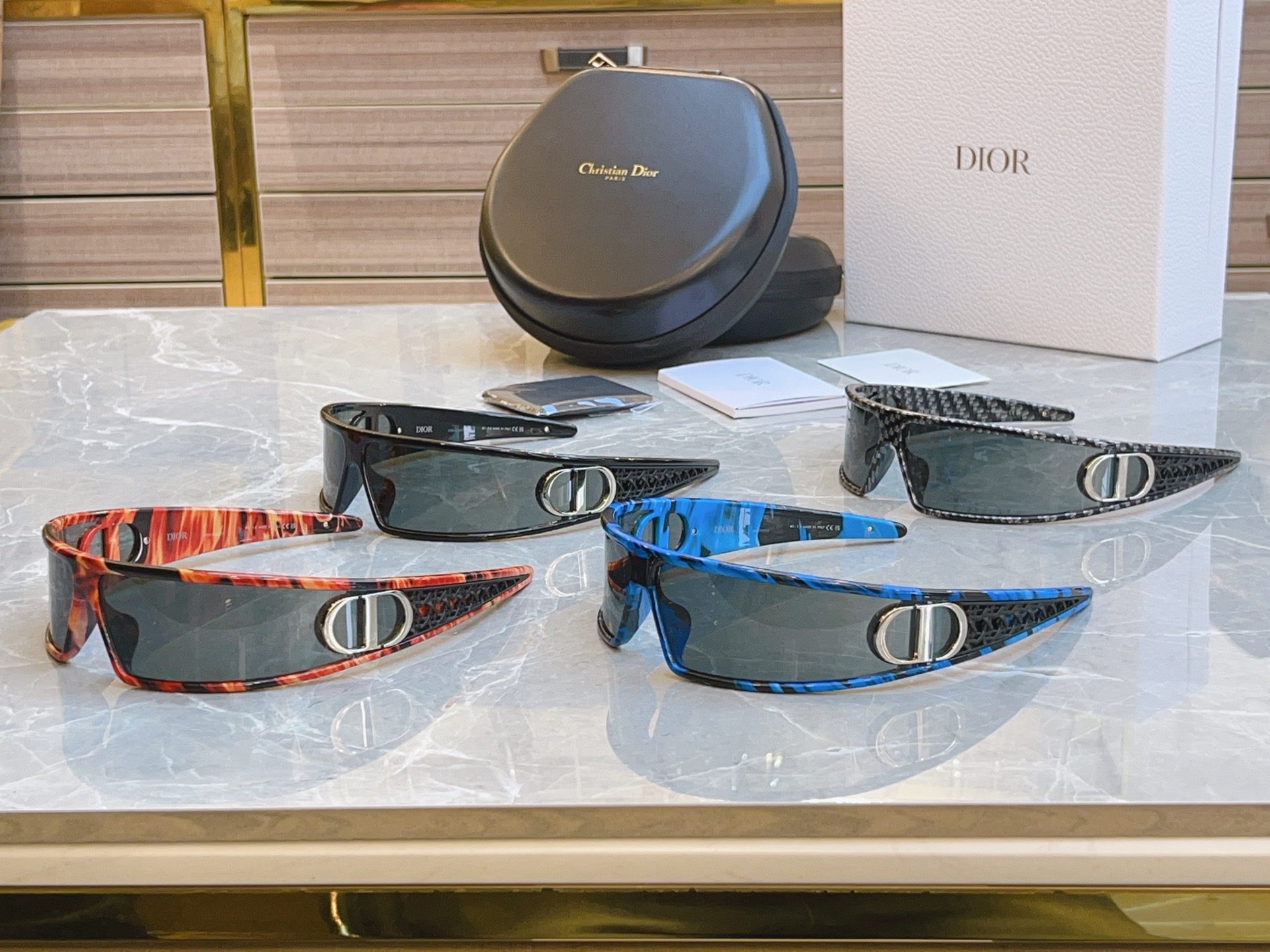 Versión colorida de gafas de sol de diadema CD Modelo: VeryDiorM1U Tamaño: 91-11 Original de alta calidad con caja orig…