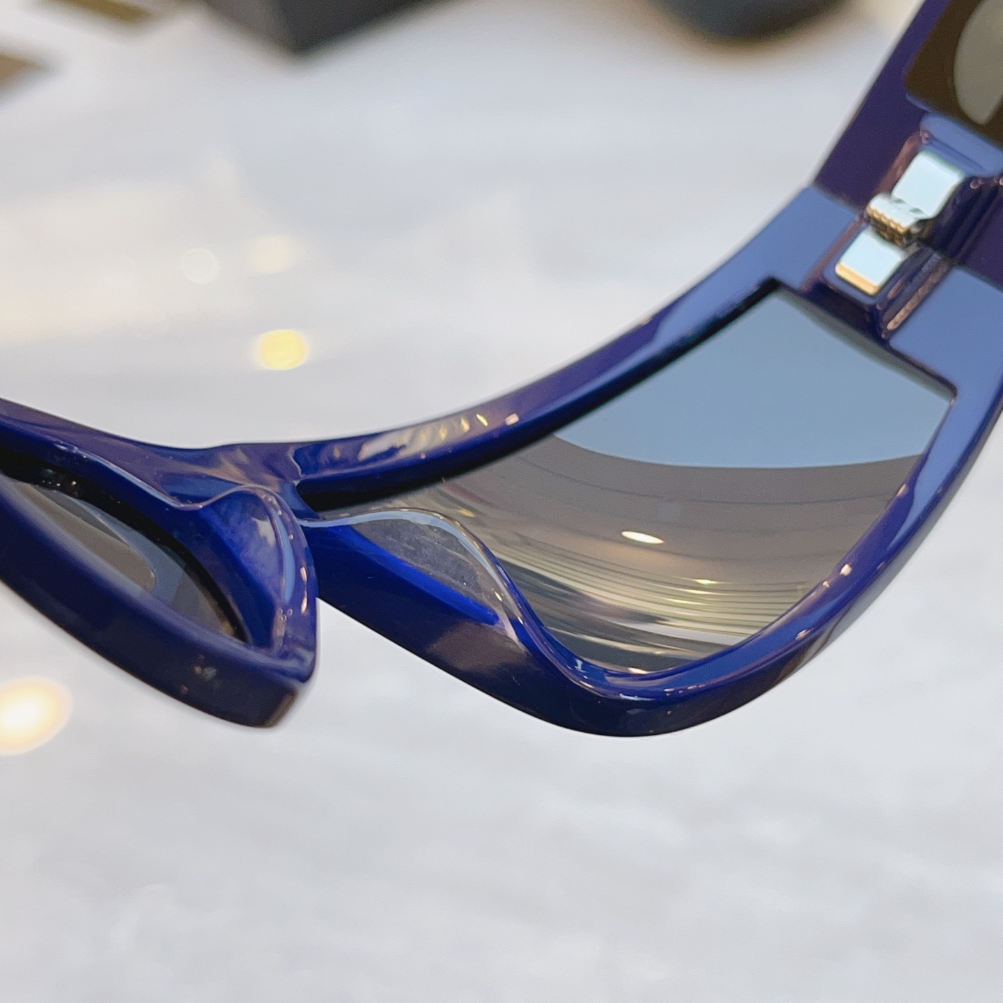 ，【DOLCE & GABBAN*】D*G新款太阳镜，MODEL：DG6198，SIZE：63口16-1