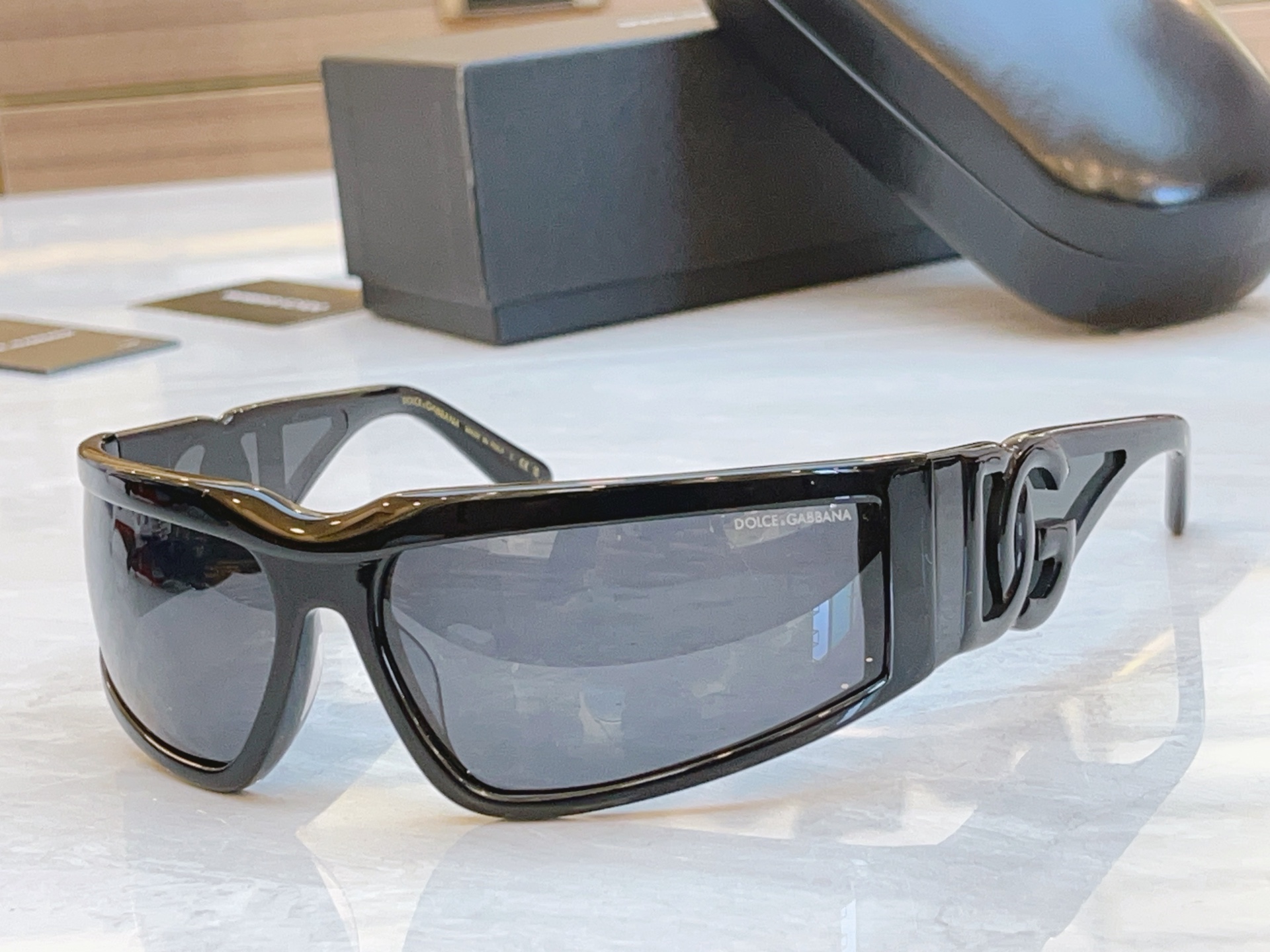 ，【DOLCE & GABBAN*】D*G新款太阳镜，MODEL：DG6198，SIZE：63口16-1