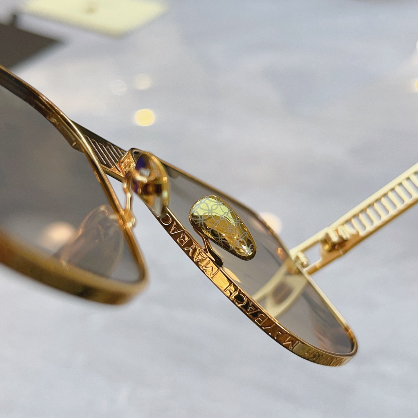 ，【MAYBAC*】迈巴*赫新款太阳镜🕶️🕶️，MODELJ/VKE-BE-Z147，SIZE：58口1