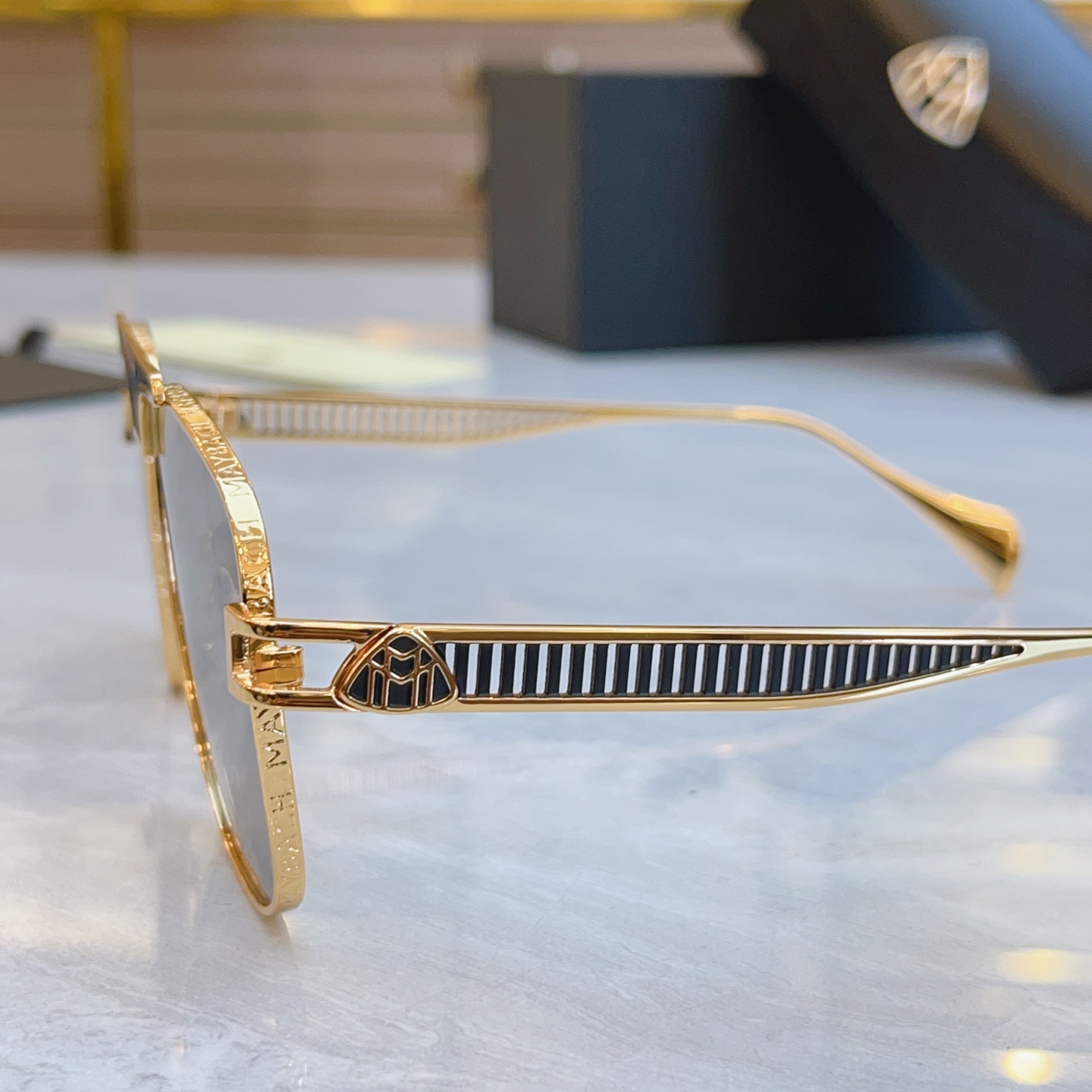 ，【MAYBAC*】迈巴*赫新款太阳镜🕶️🕶️，MODELJ/VKE-BE-Z147，SIZE：58口1