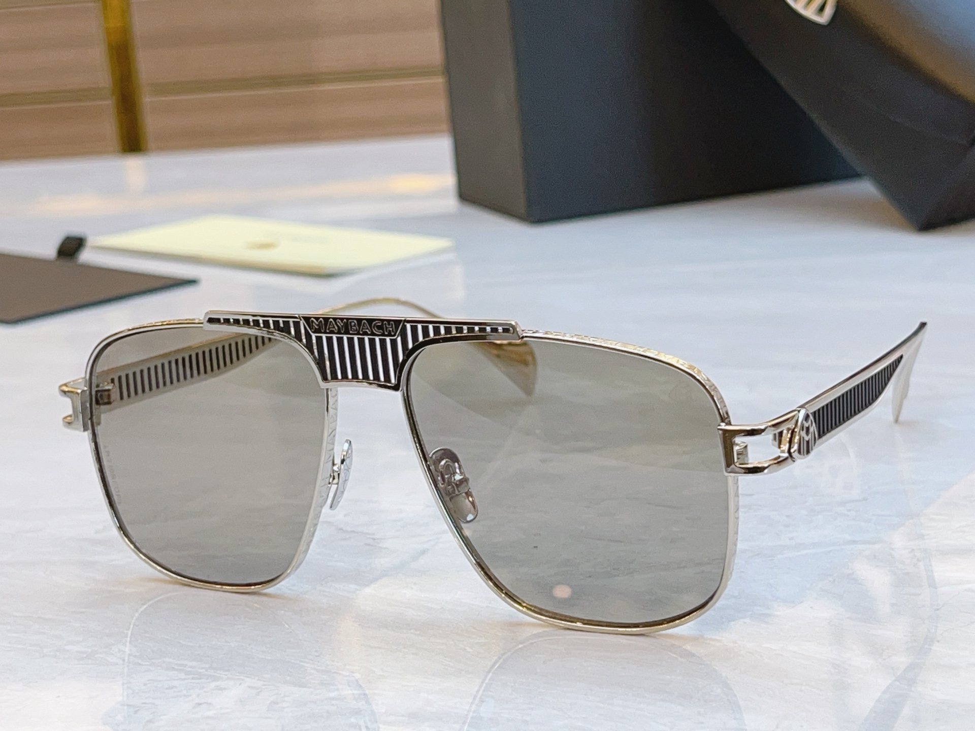 ，【MAYBAC*】迈巴*赫新款太阳镜🕶️🕶️，MODELJ/VKE-BE-Z147，SIZE：58口1
