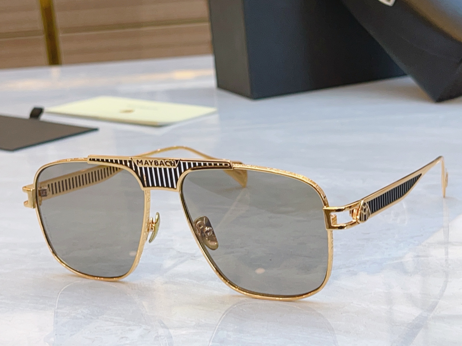 ，【MAYBAC*】迈巴*赫新款太阳镜🕶️🕶️，MODELJ/VKE-BE-Z147，SIZE：58口1