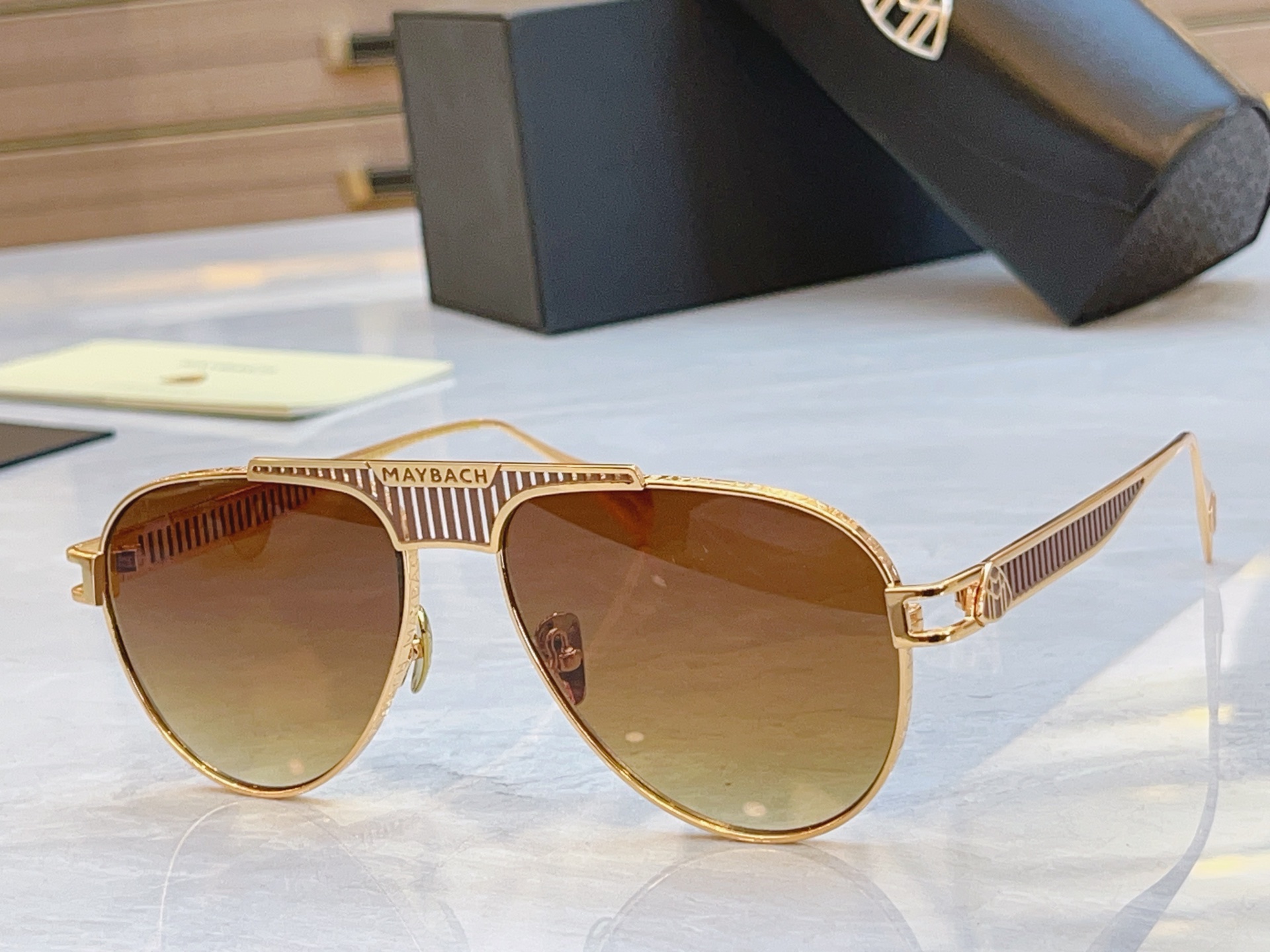 ，【MAYBAC*】迈巴*赫新款太阳镜🕶️🕶️，MODELJ/VKE-BE-Z147，SIZE：58口1