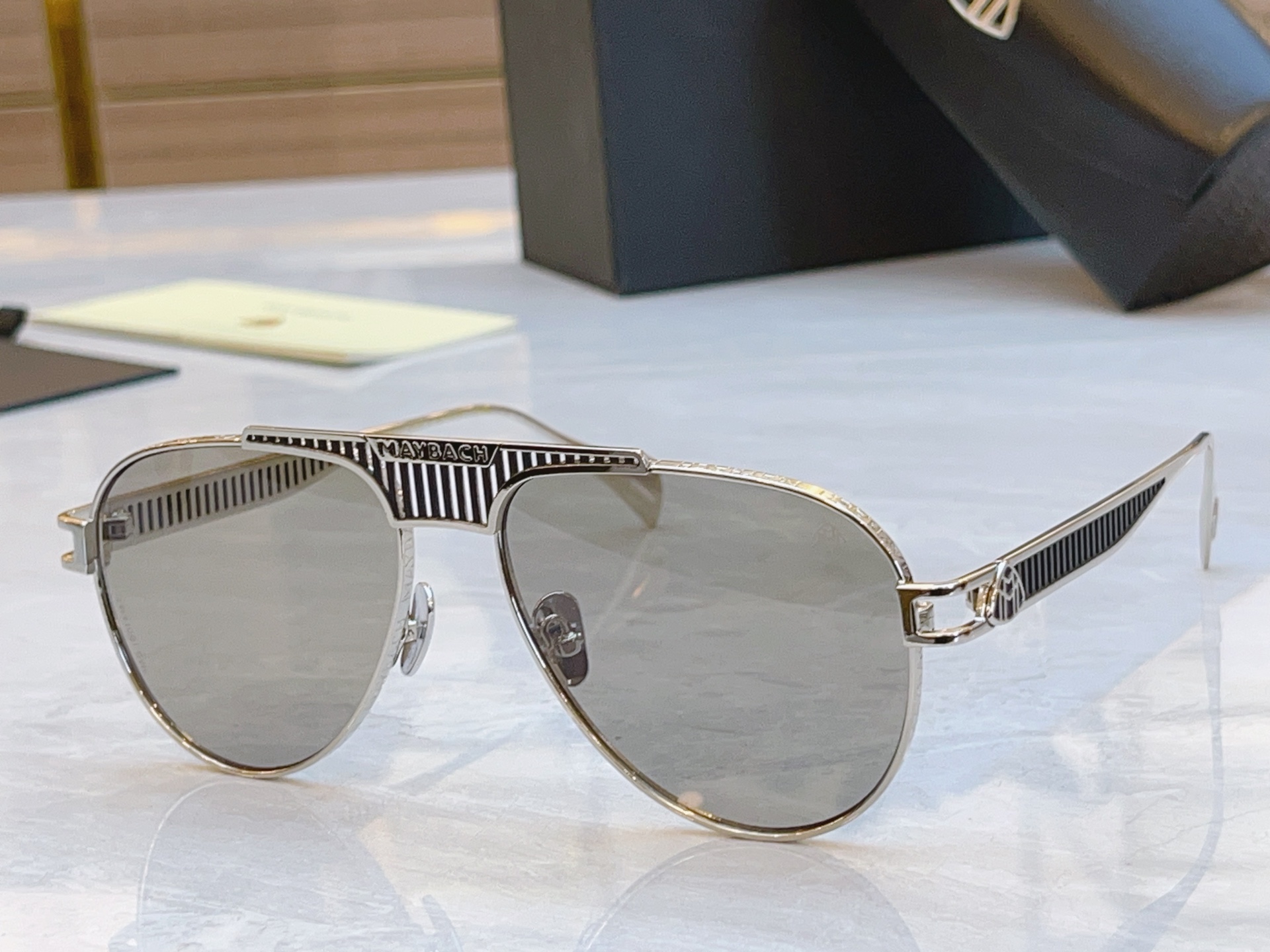 ，【MAYBAC*】迈巴*赫新款太阳镜🕶️🕶️，MODELJ/VKE-BE-Z147，SIZE：58口1