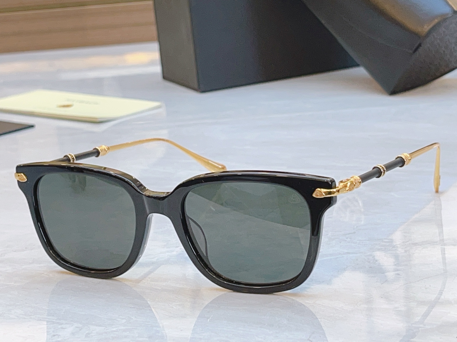 ，【MAYBAC*】迈巴*赫新款太阳镜🕶️🕶️，MODELJ/VKE-BE-Z143，SIZE：58口1