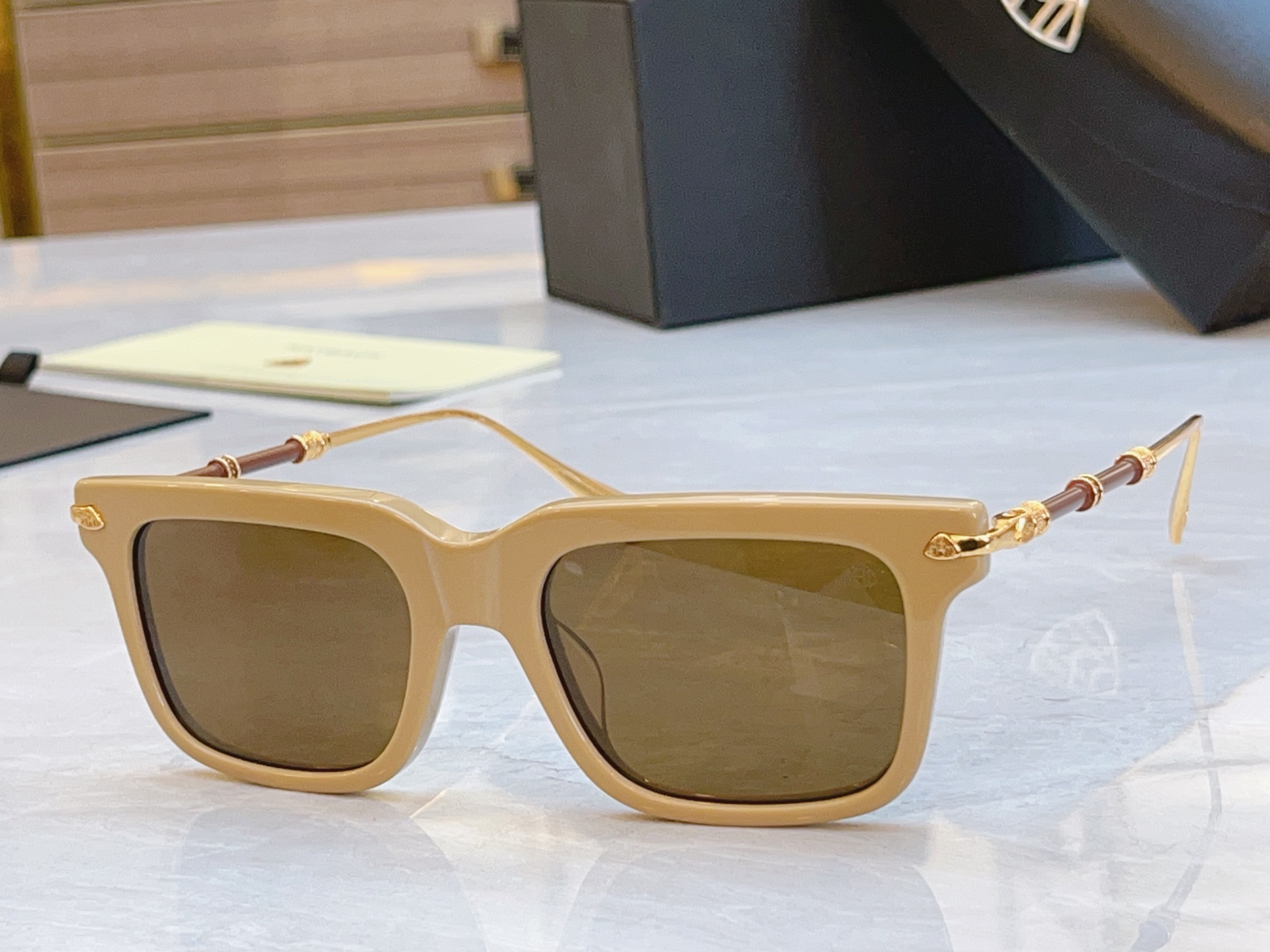 ，【MAYBAC*】迈巴*赫新款太阳镜🕶️🕶️，MODELJ/VKE-BE-Z142，SIZE：58口1
