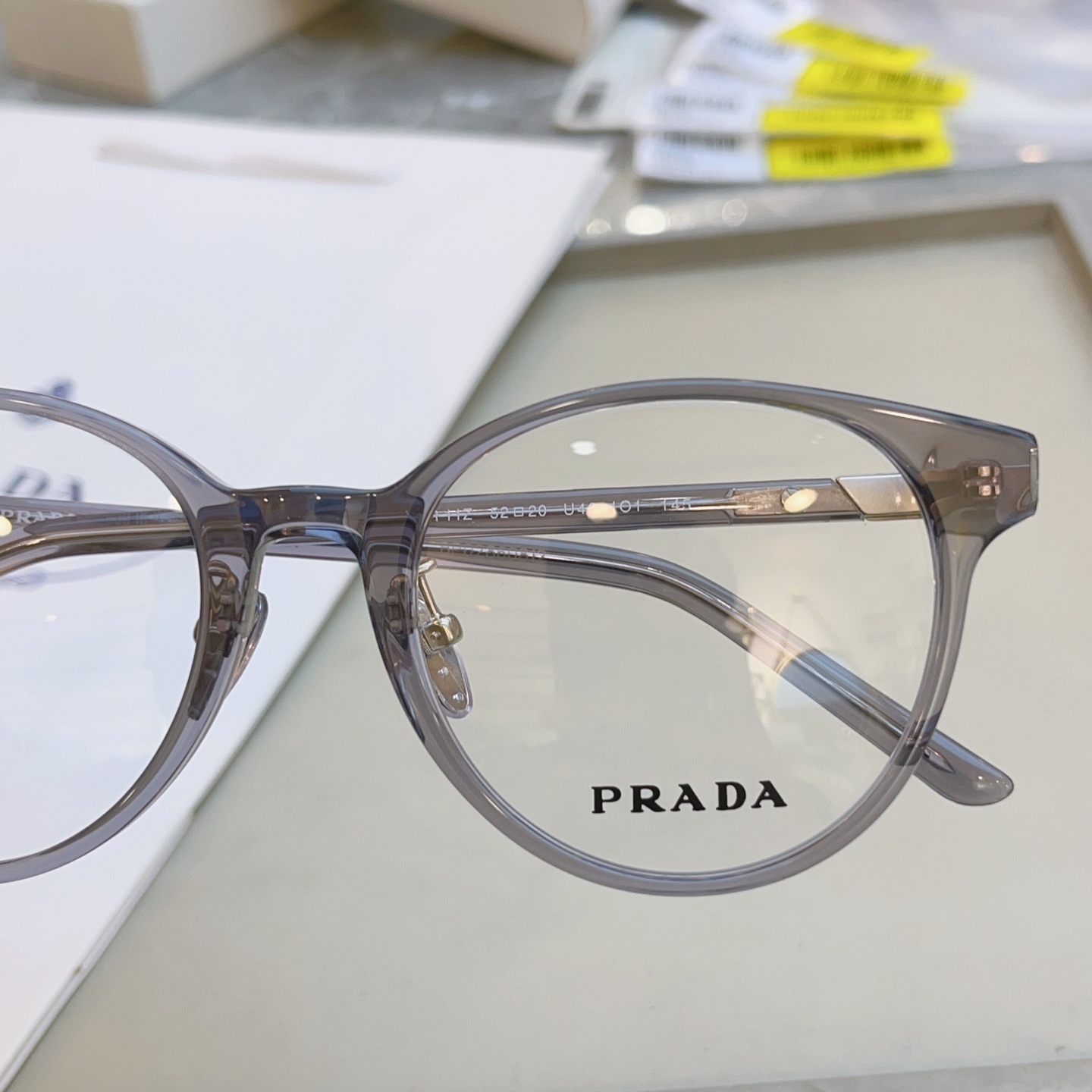 ，【PRAD*】普拉*达新款光学架，MODEL：VPR 11Z，SIZE：52口20-145
