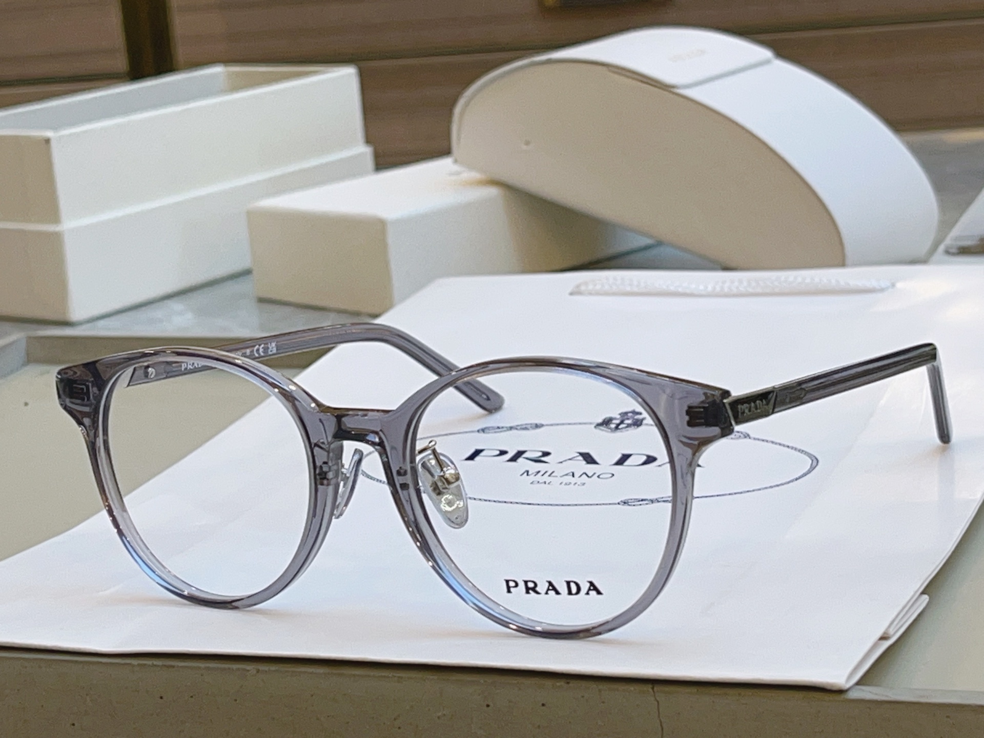 ，【PRAD*】普拉*达新款光学架，MODEL：VPR 11Z，SIZE：52口20-145