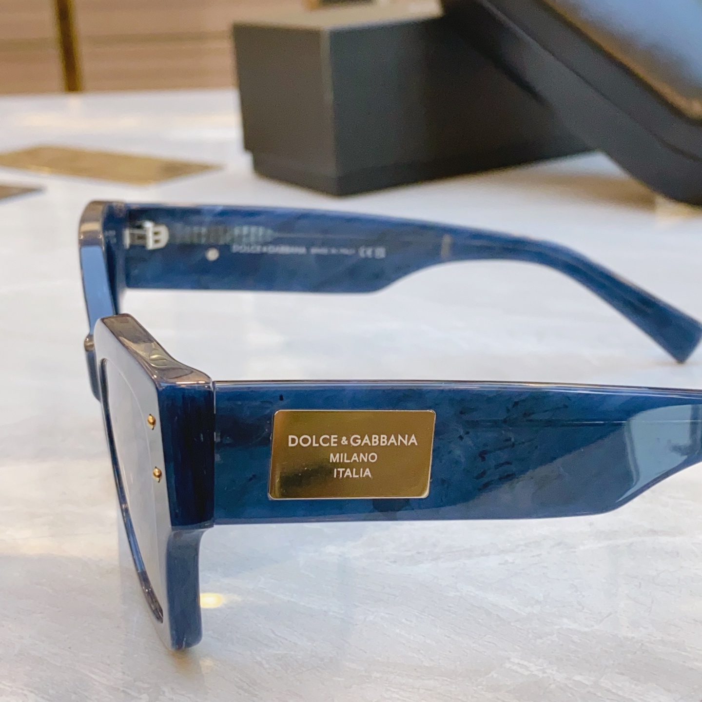 ，【DOLCE & GABBAN*】D*G新款太阳镜，MODEL：DG4478，SIZE：52口21-1